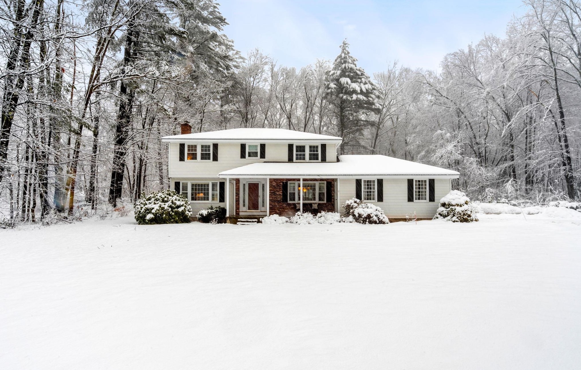 30 Brek Dr, Merrimack, NH 03054-4505