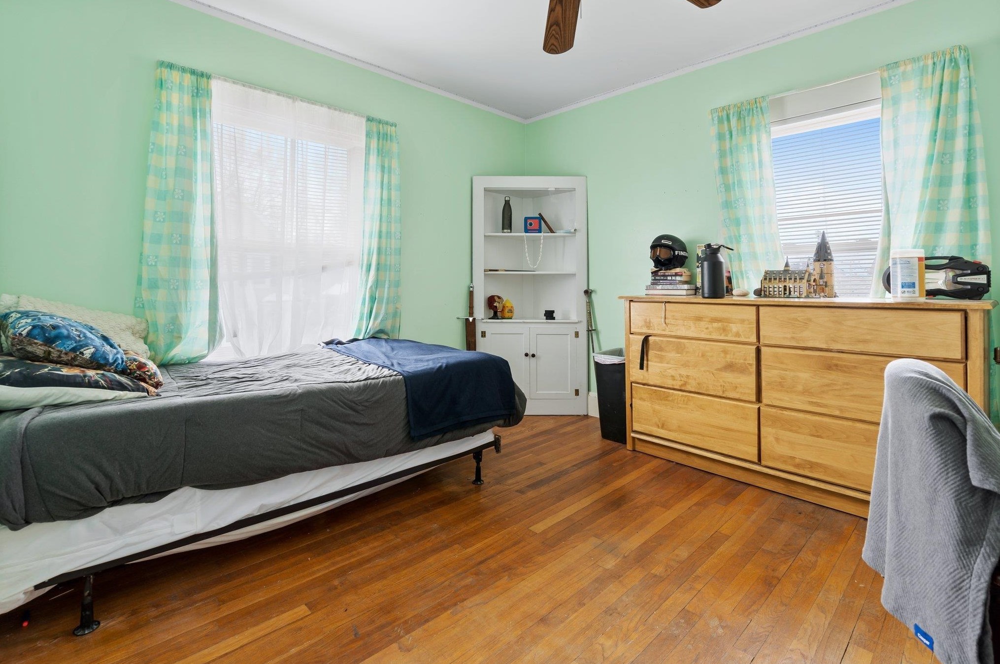 888 Somerville St, Manchester NH  03103-3730 exterior