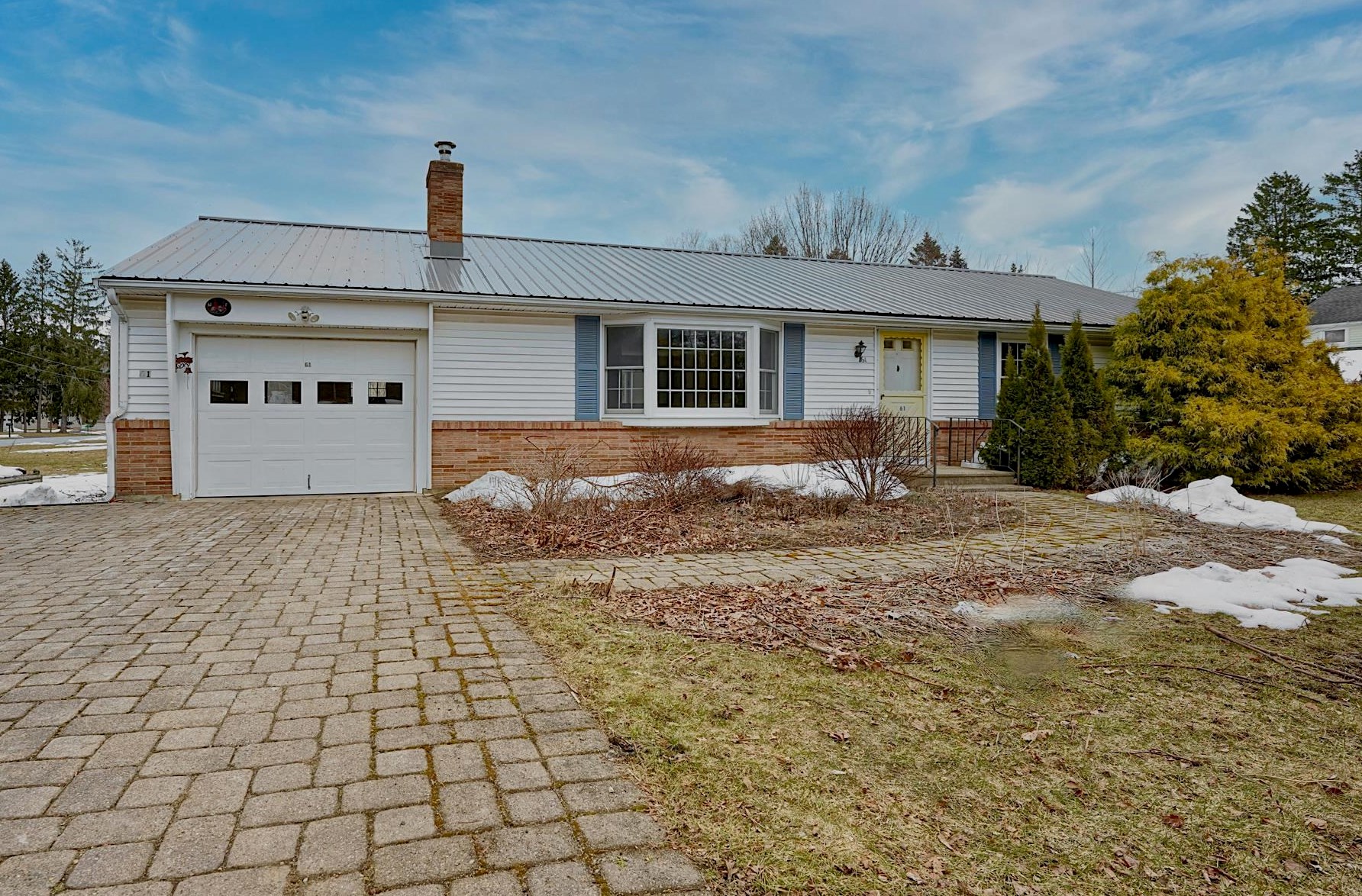 61 Post Rd, North Hampton, NH 03862