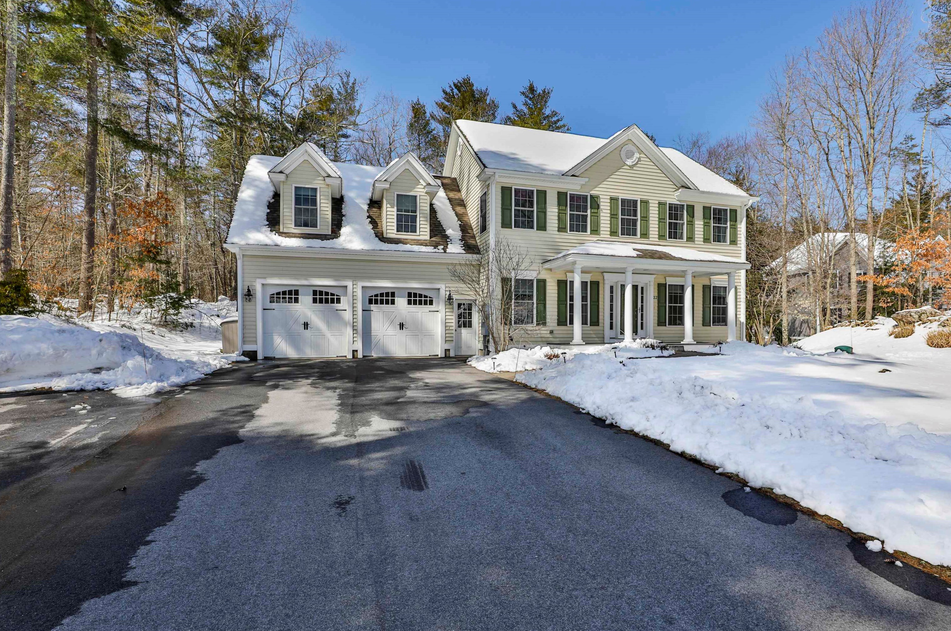 22 Hawthorne Drive, Auburn, NH 03032