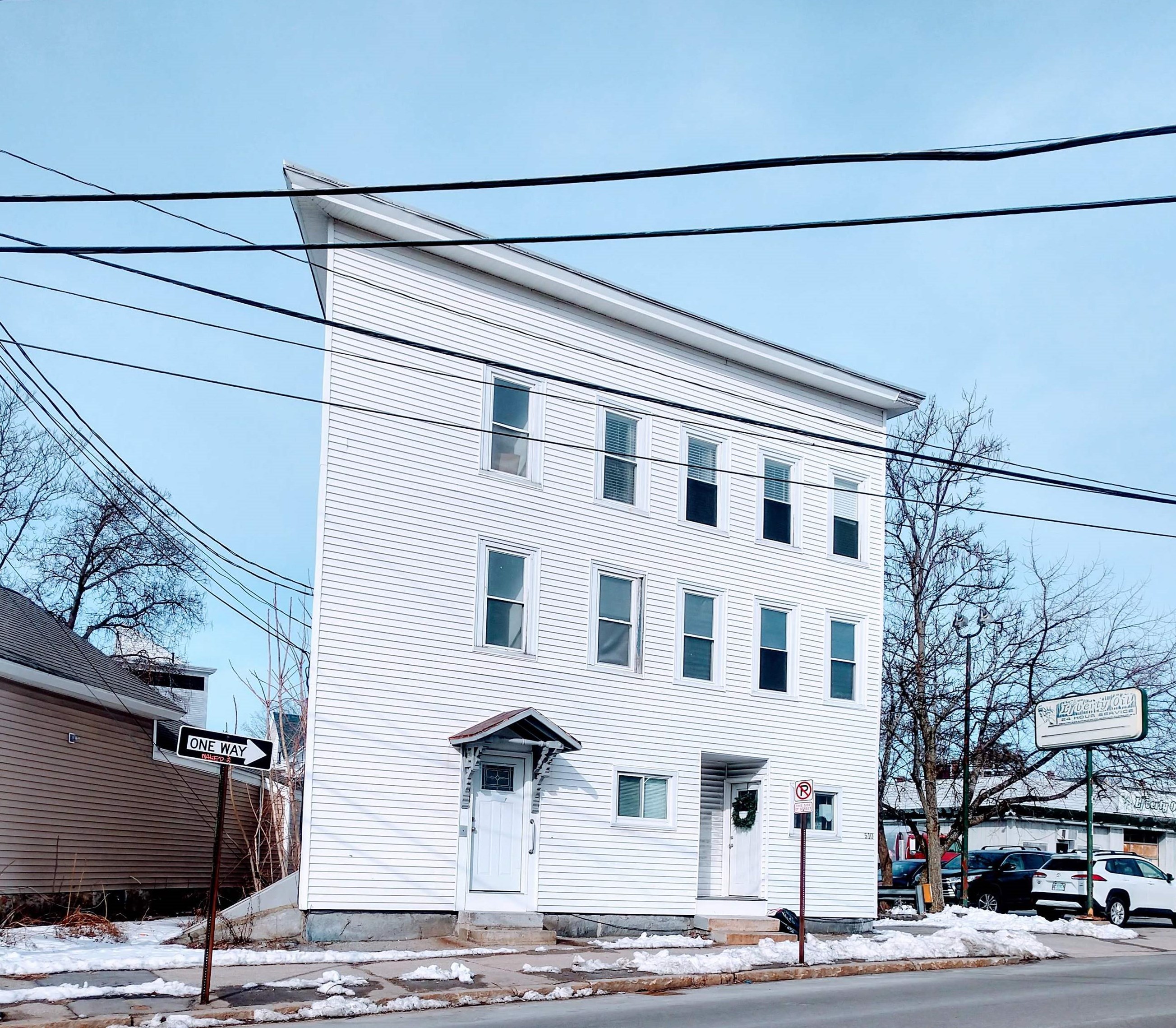 510 Maple St, Manchester, NH 03104