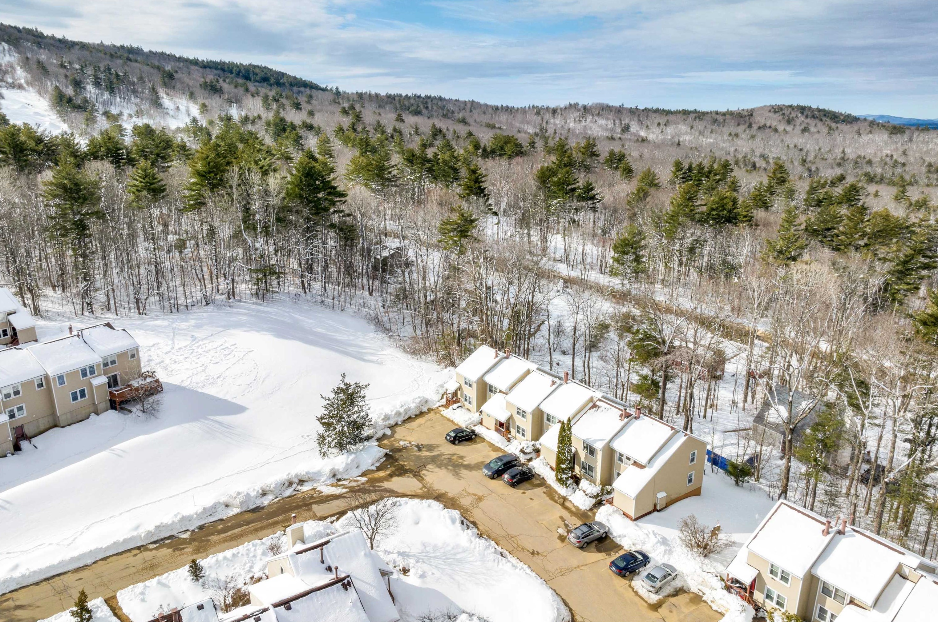 501 Bean Hill Rd #11, Tilton, NH 03276