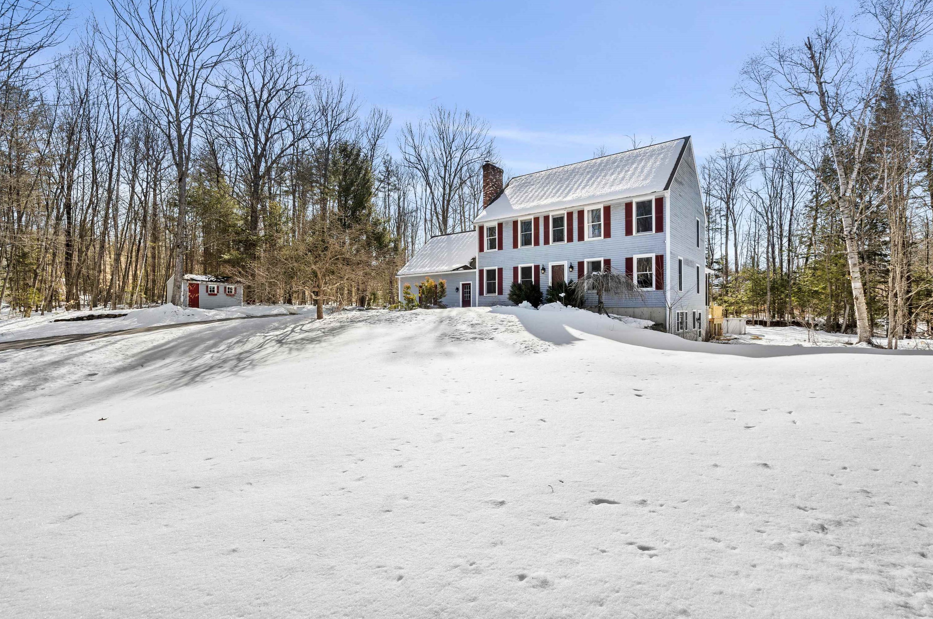 257 Snook Rd, Goffstown, NH 03045