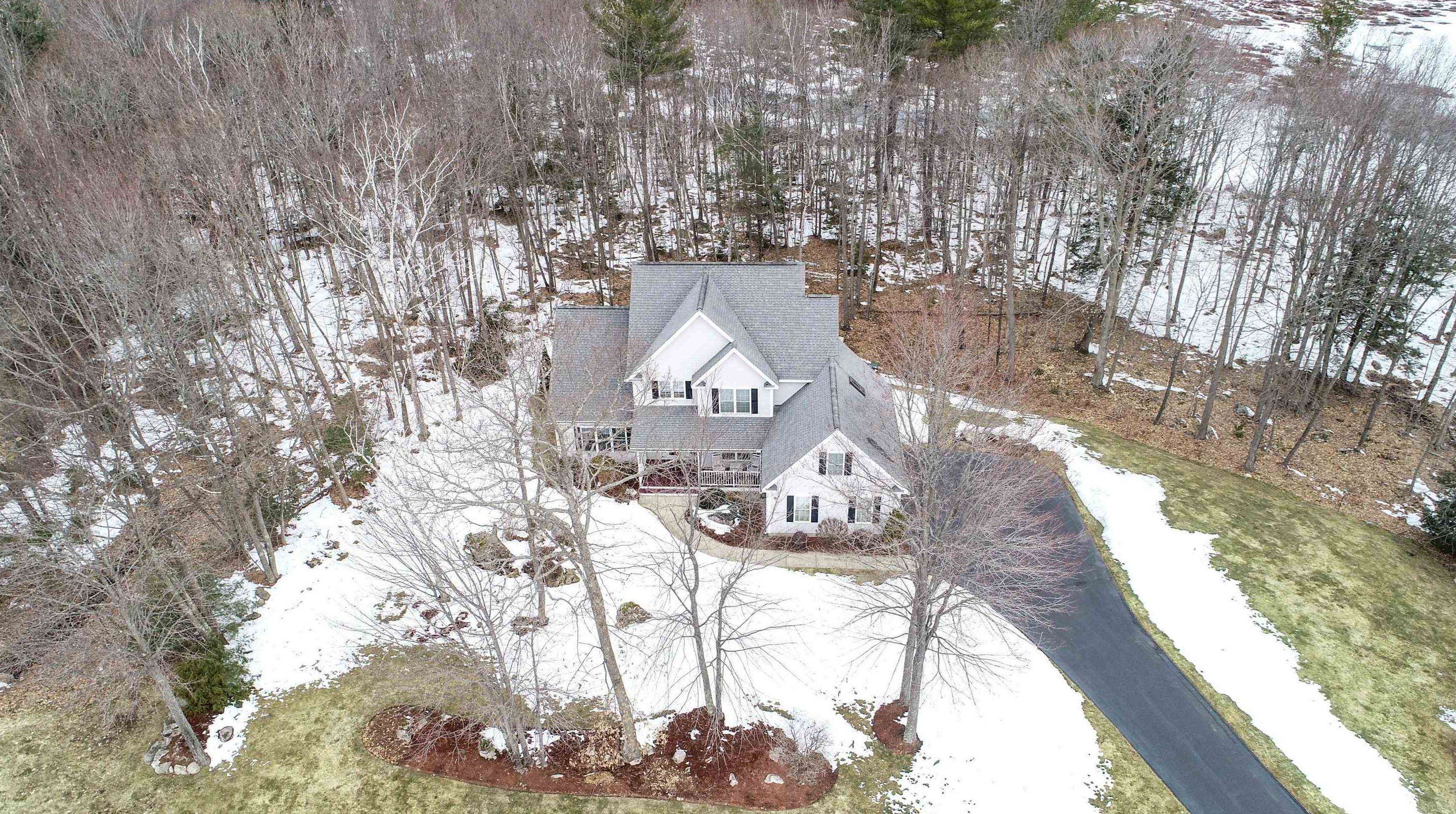 23 Farrwood Dr, Manchester, NH 03106-2127