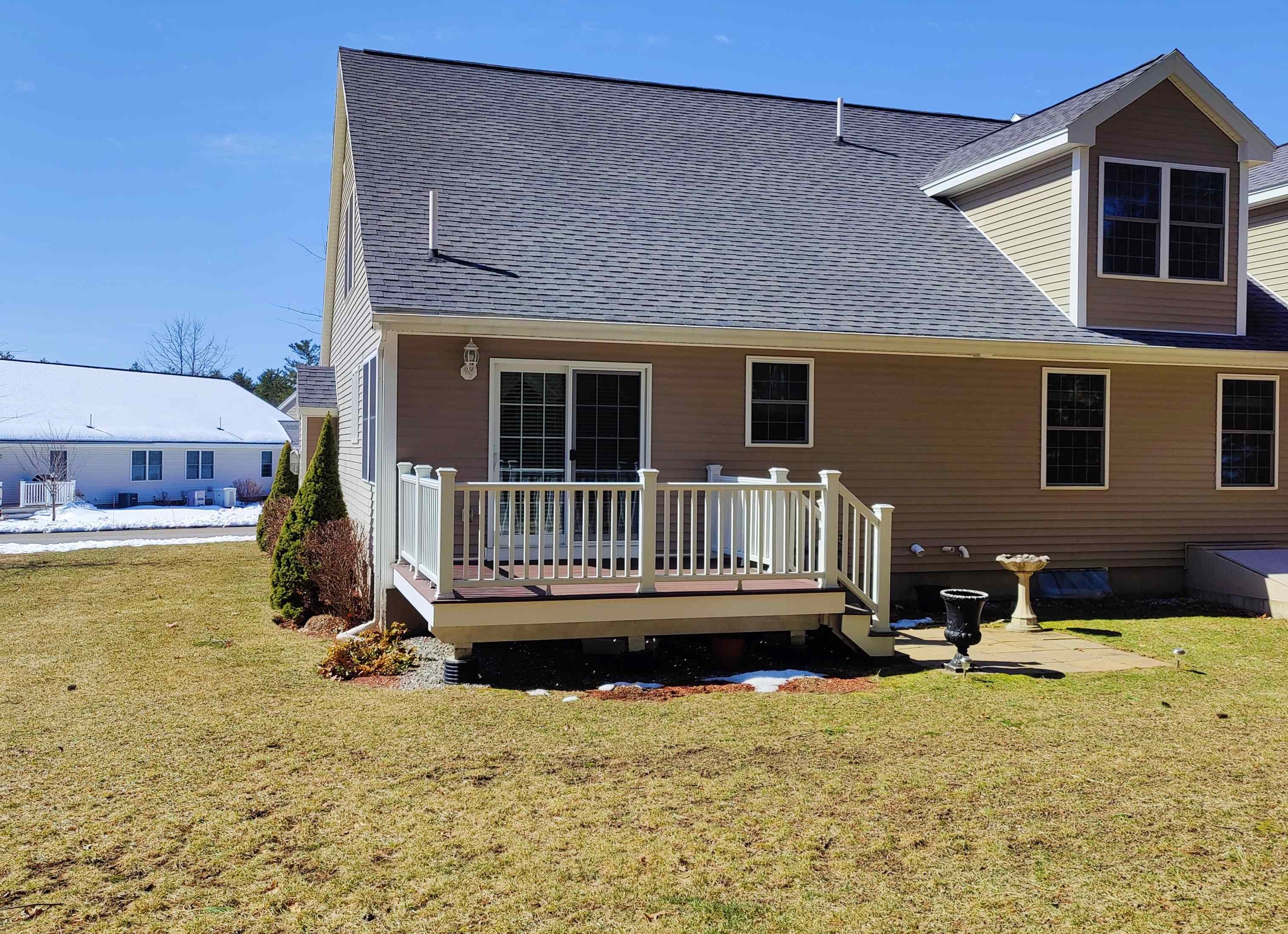 14 Northern Ave, Hudson, NH 03052