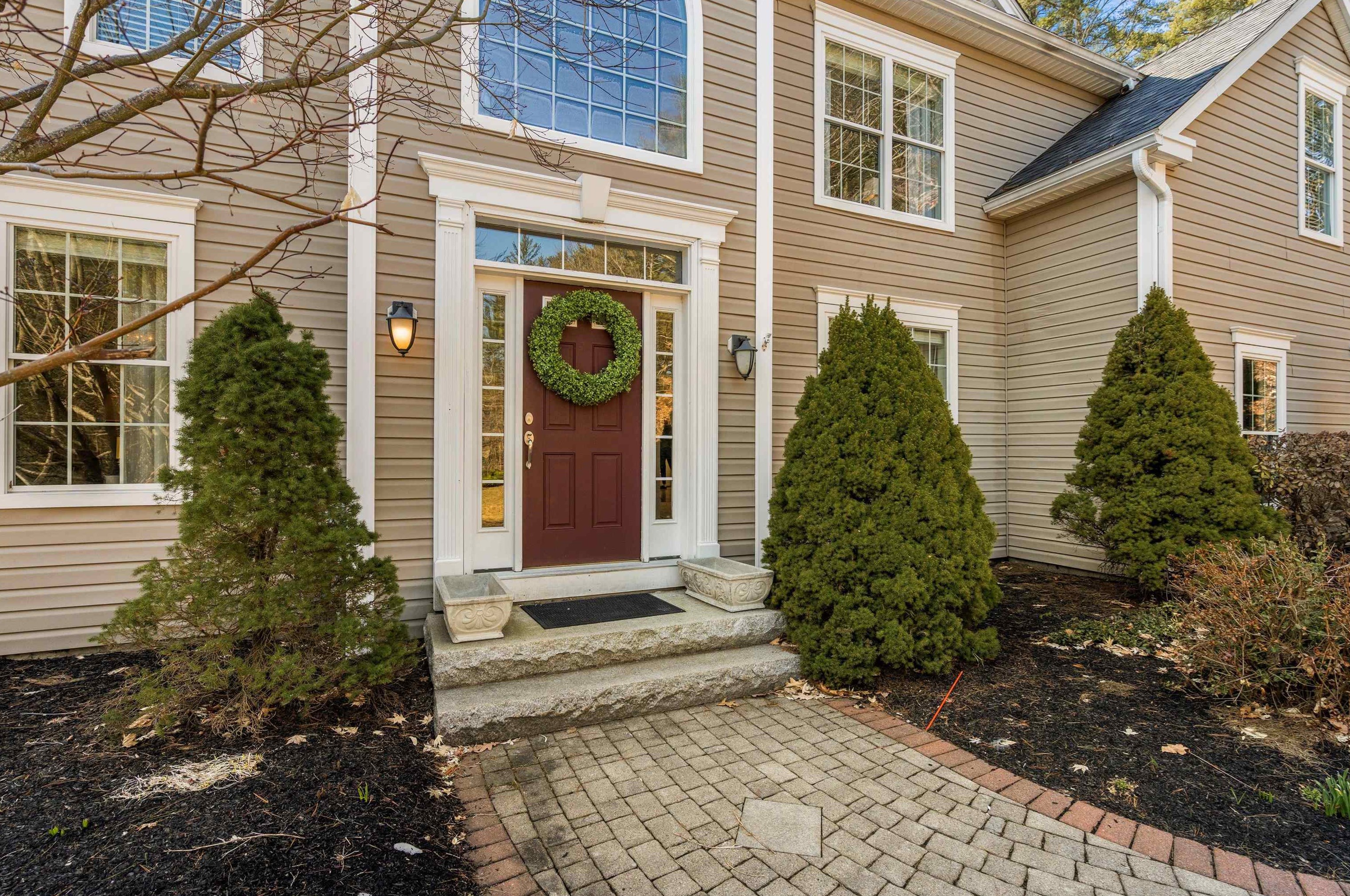 4 Candlewood Rd, Windham, NH 03087