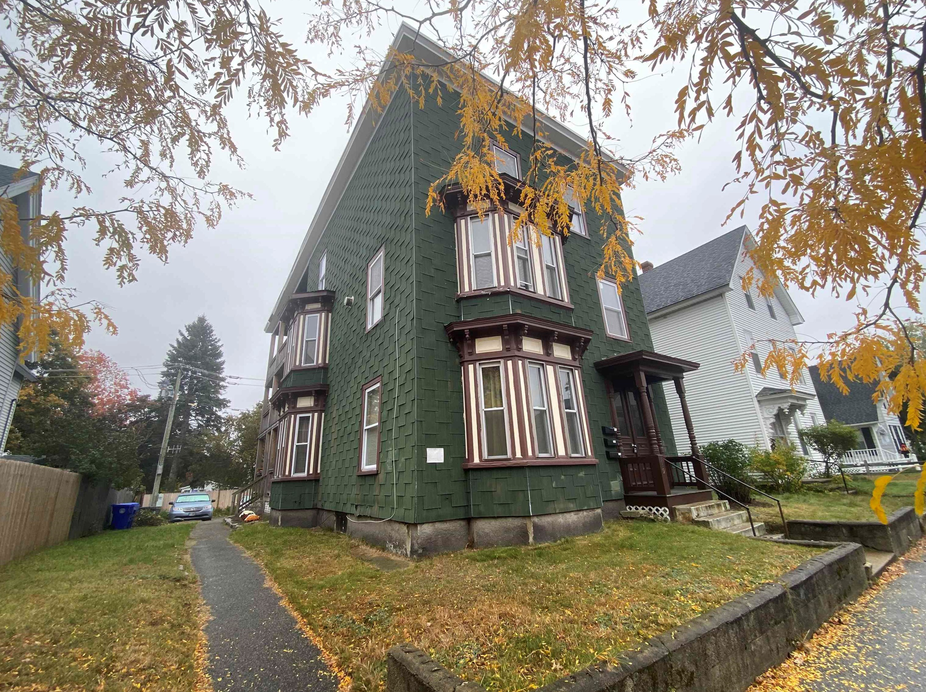 339 Spruce St, Manchester, NH 03103