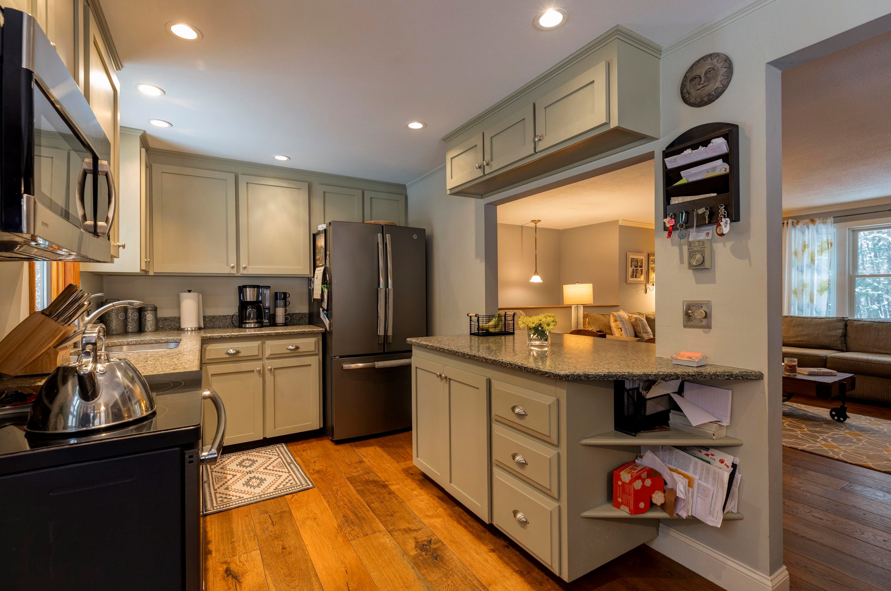 21 Deer Run Ln, Lebanon, NH 03766
