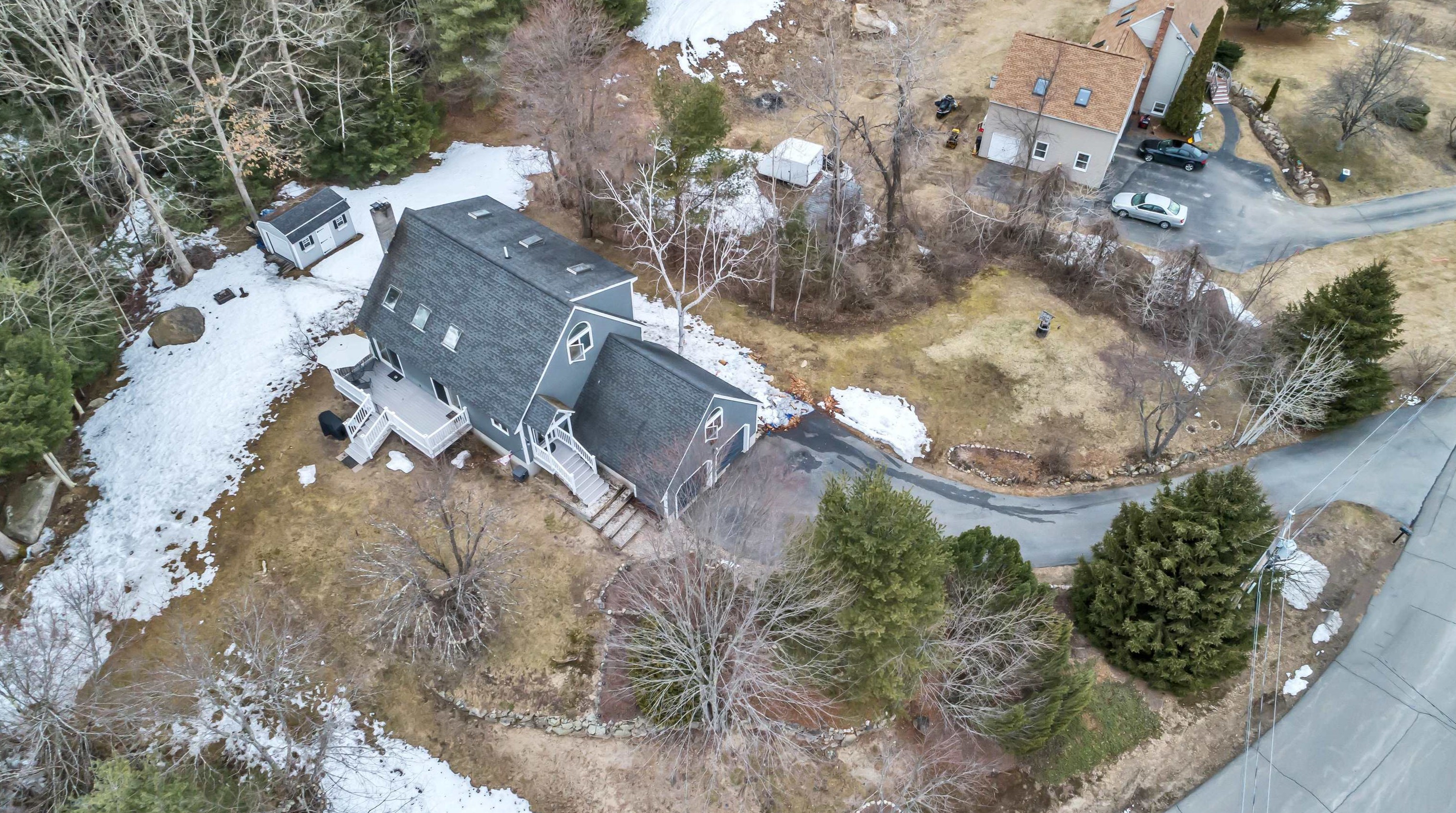 5 S Spaulding Brook Rd, Brookline, NH 03033