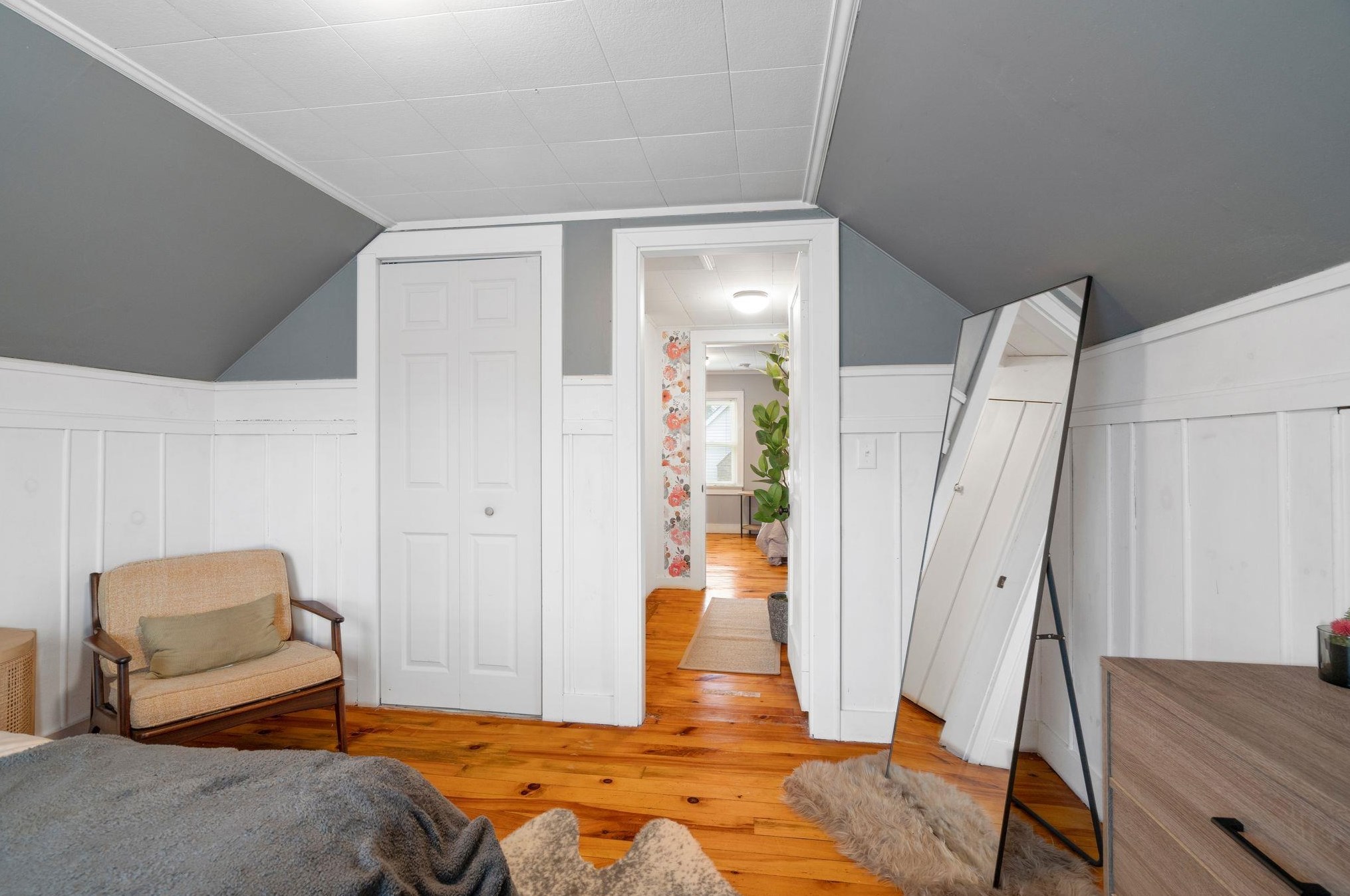 34 Exchange Ave, Manchester NH  03104-1530 exterior