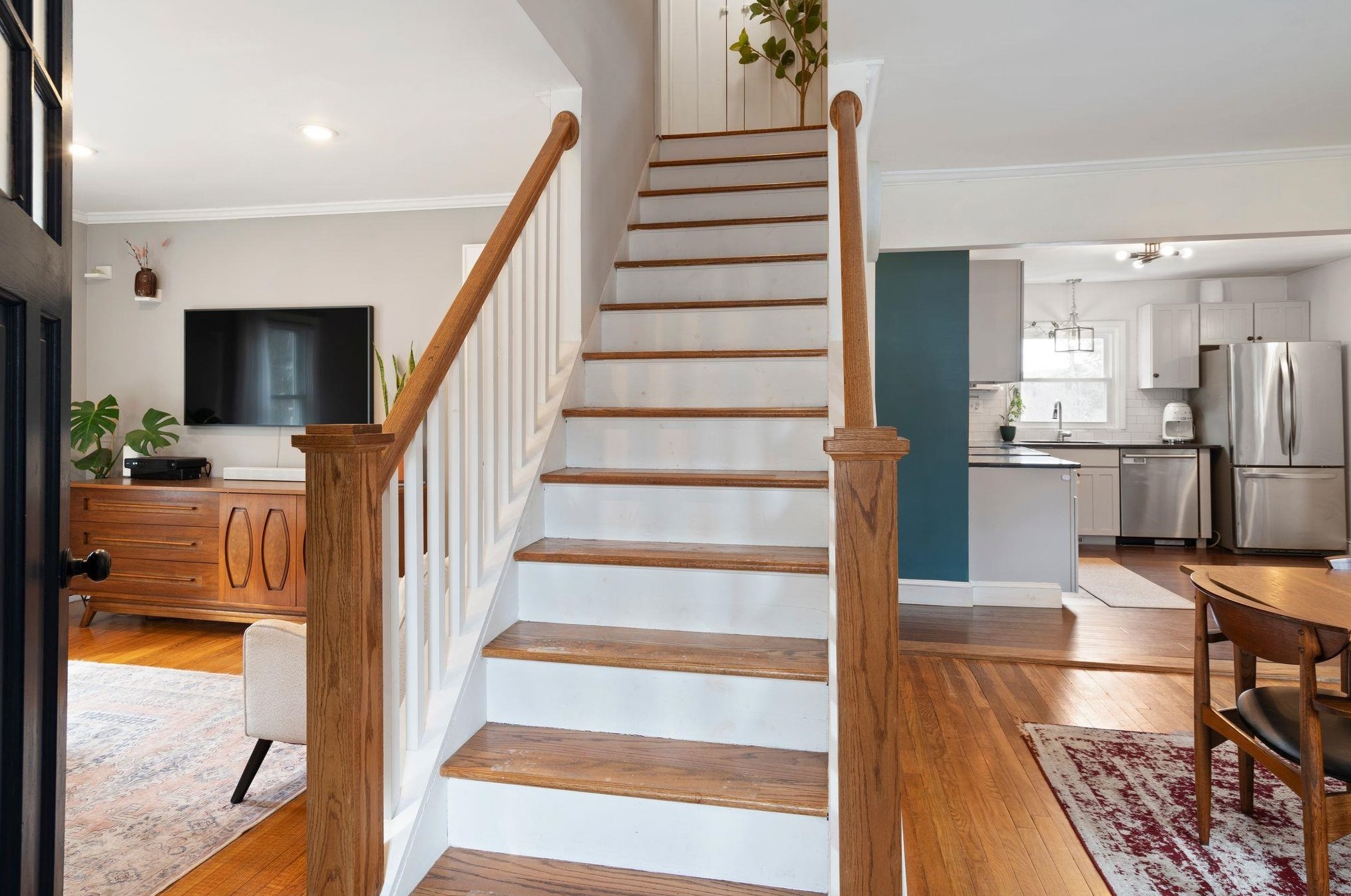 34 Exchange Ave, Manchester NH  03104-1530 exterior