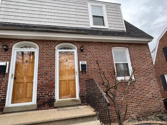 202 Raleigh Way, Portsmouth, NH 03801