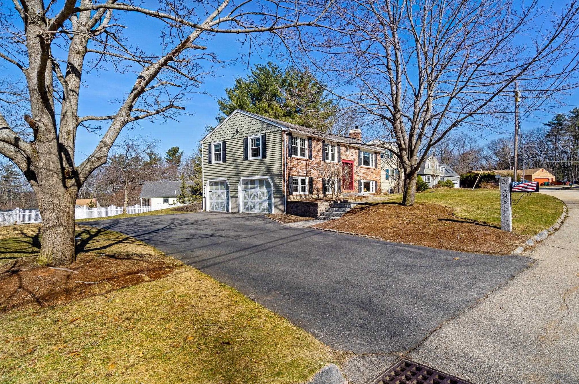 21 Amble Rd, Nashua, NH 03062-2501