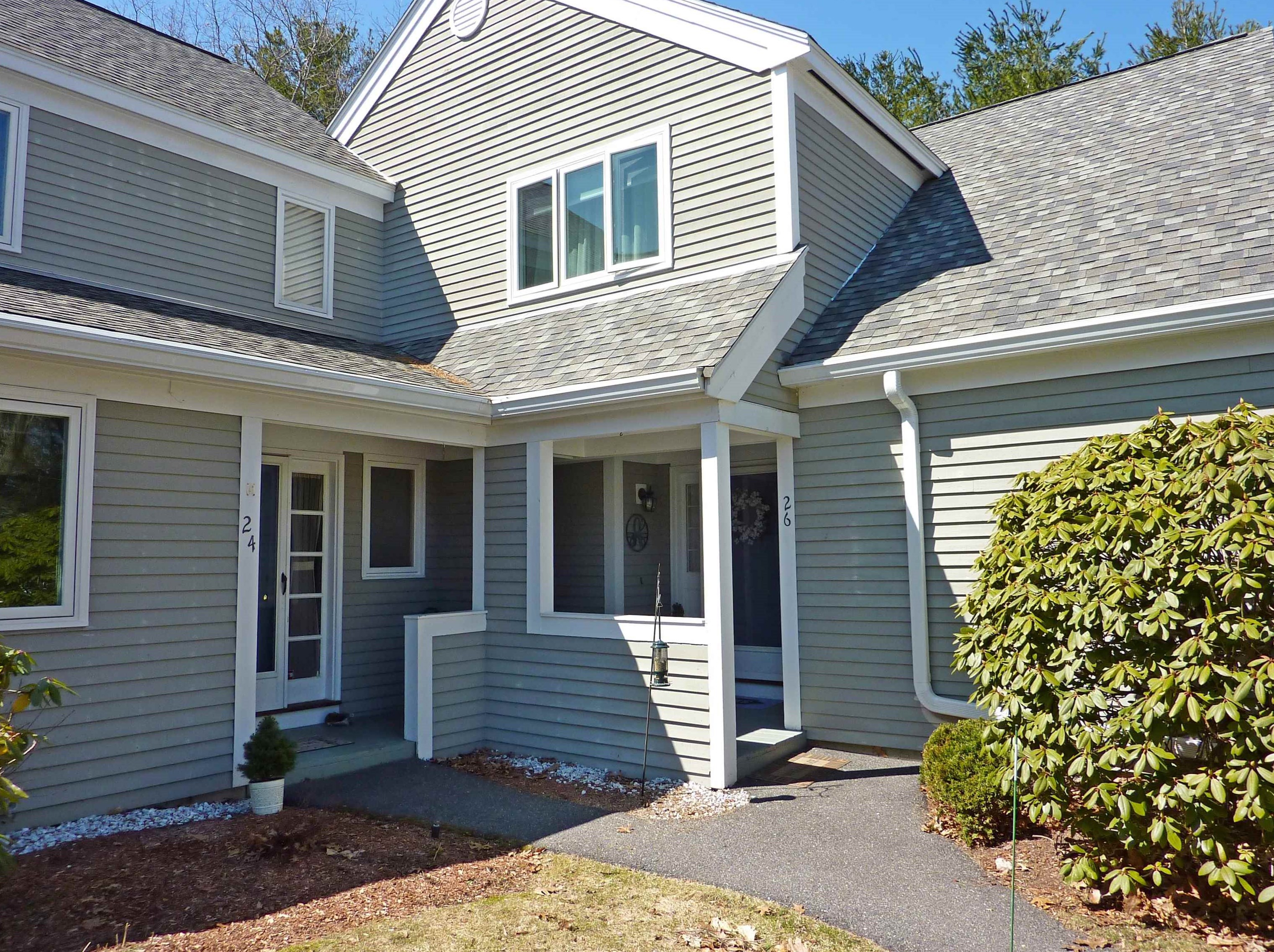 26 Laurel Ct, Nashua, NH 03062