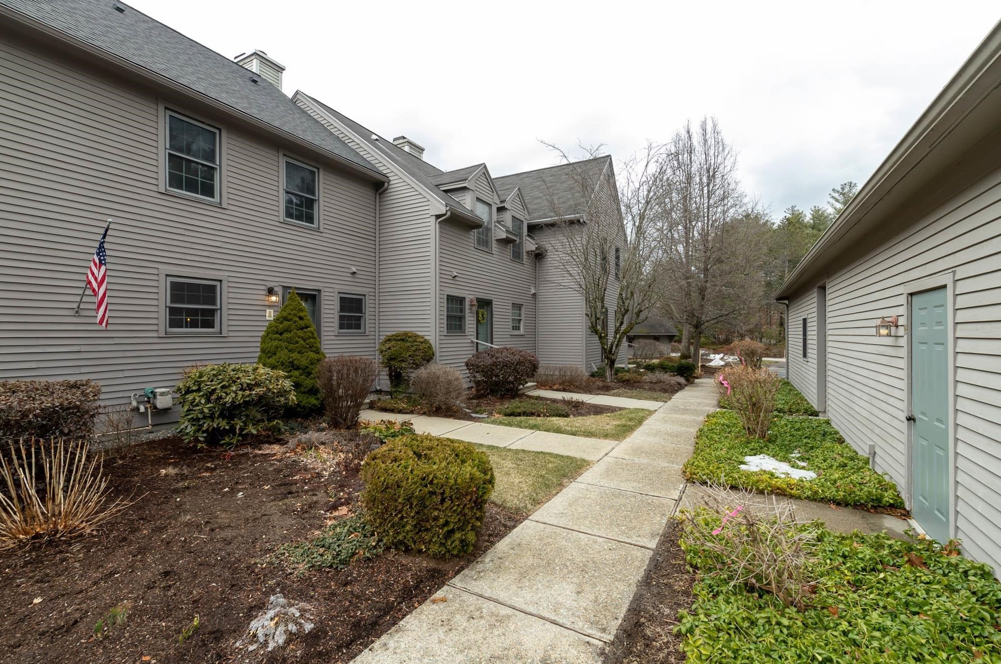 6 Veterans Rd #13, Amherst, NH 03031