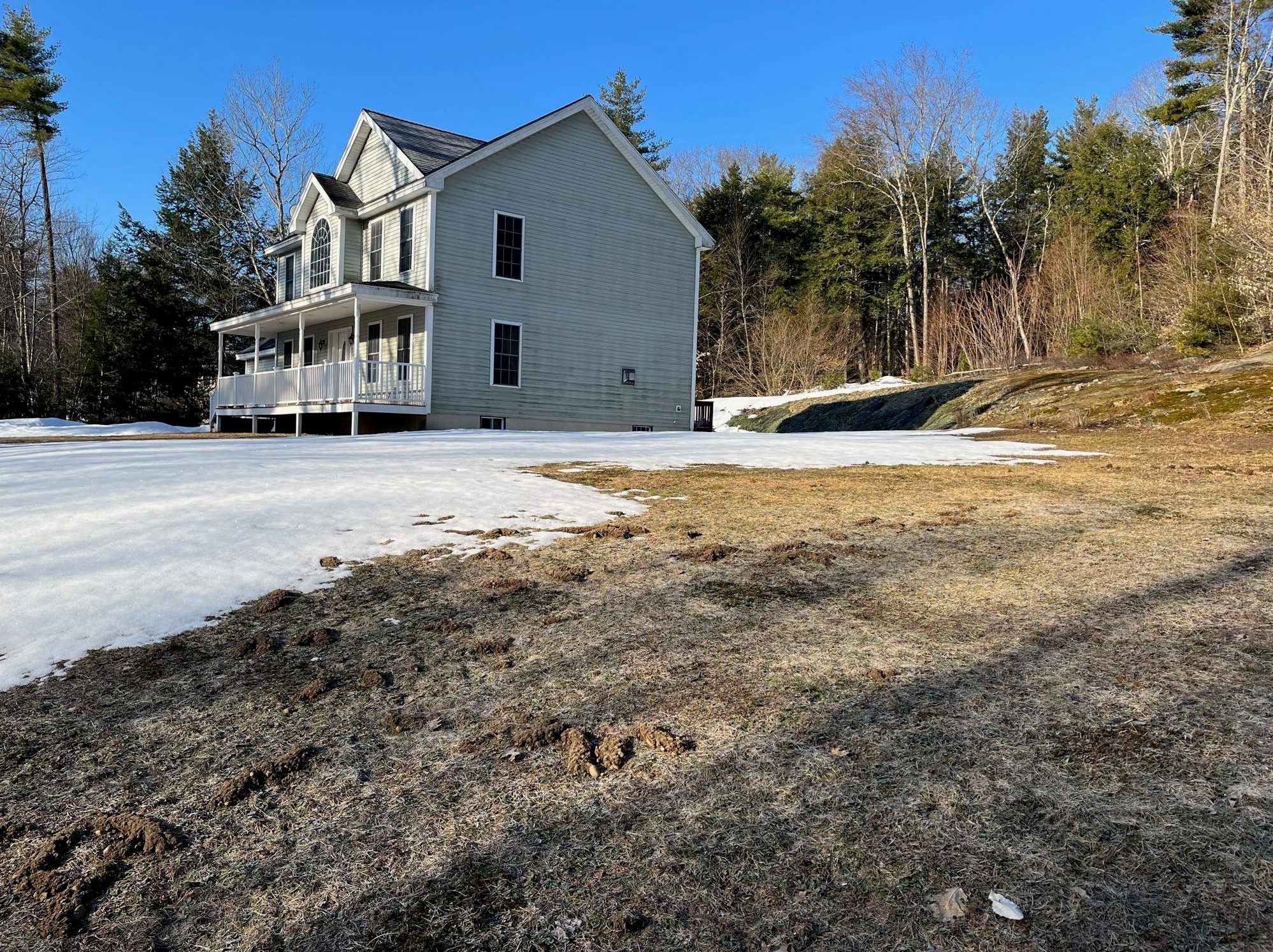 63 Lynn Grove Rd, Northwood, NH 03261