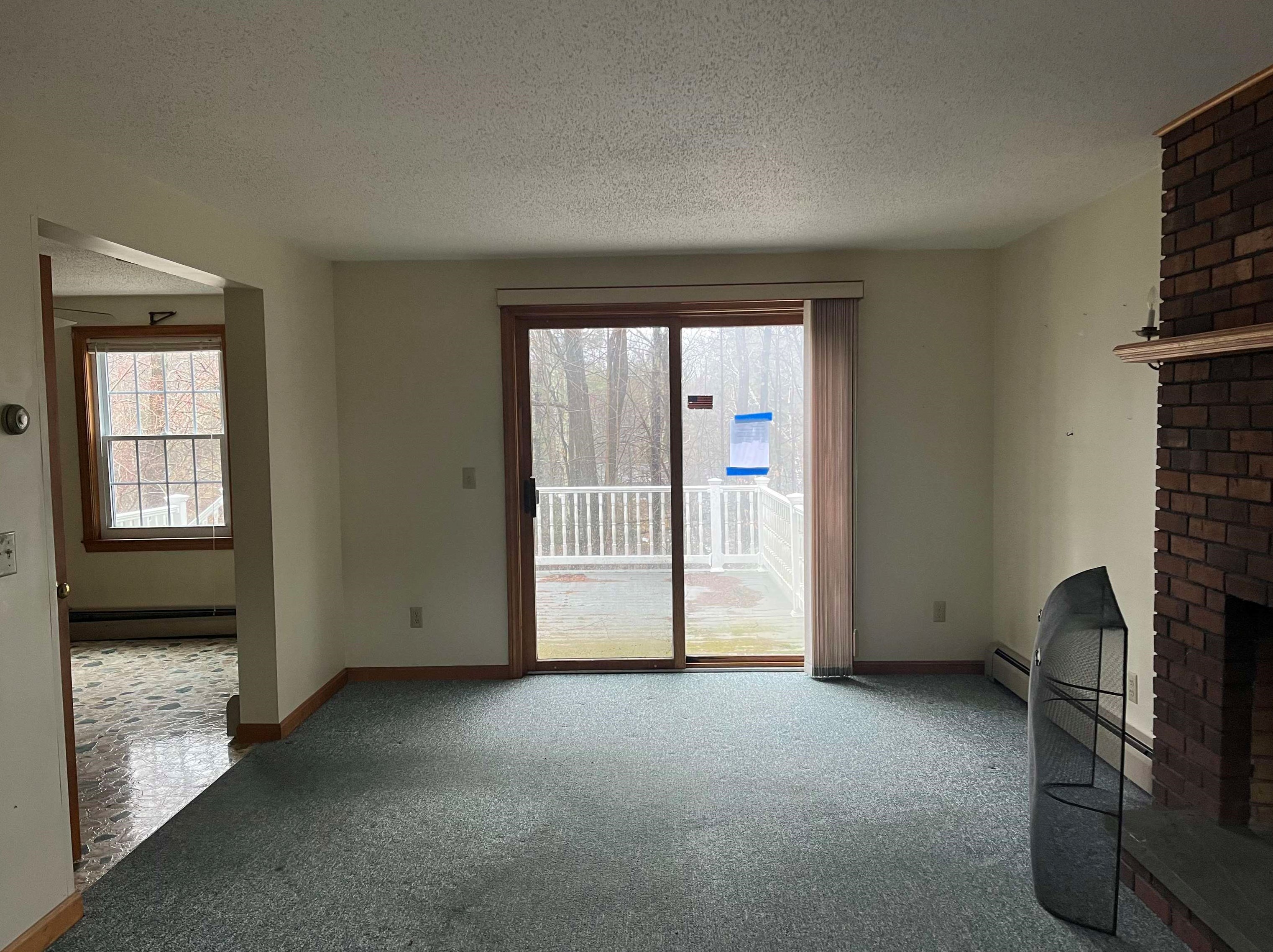 4 Goulds Hill Rd, Newton, NH 03858