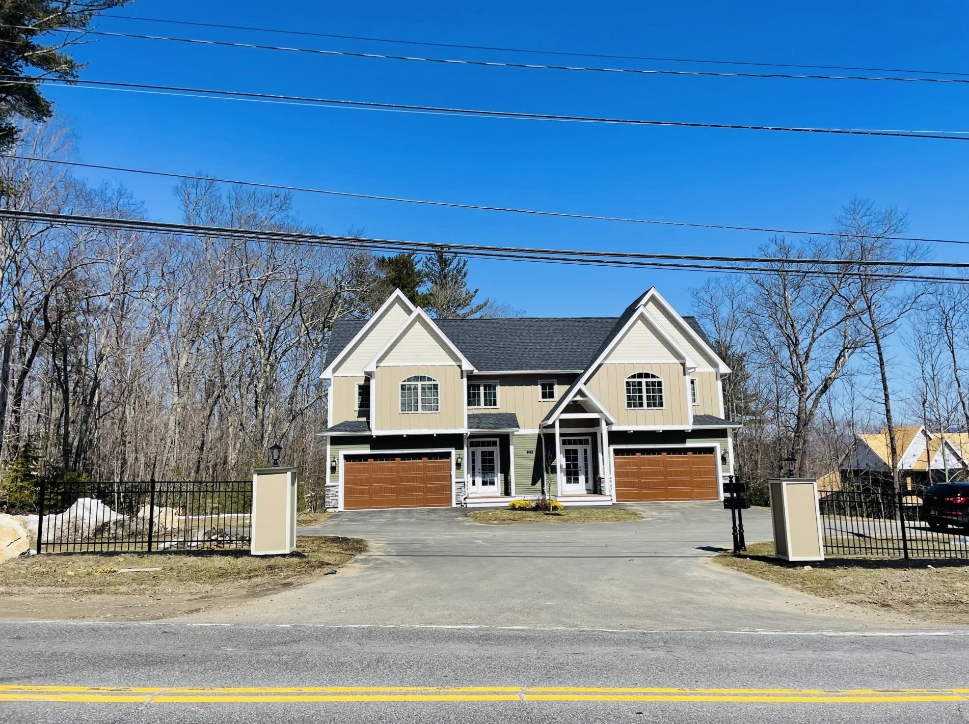 226 Endicott East St #1, Laconia, NH 03246