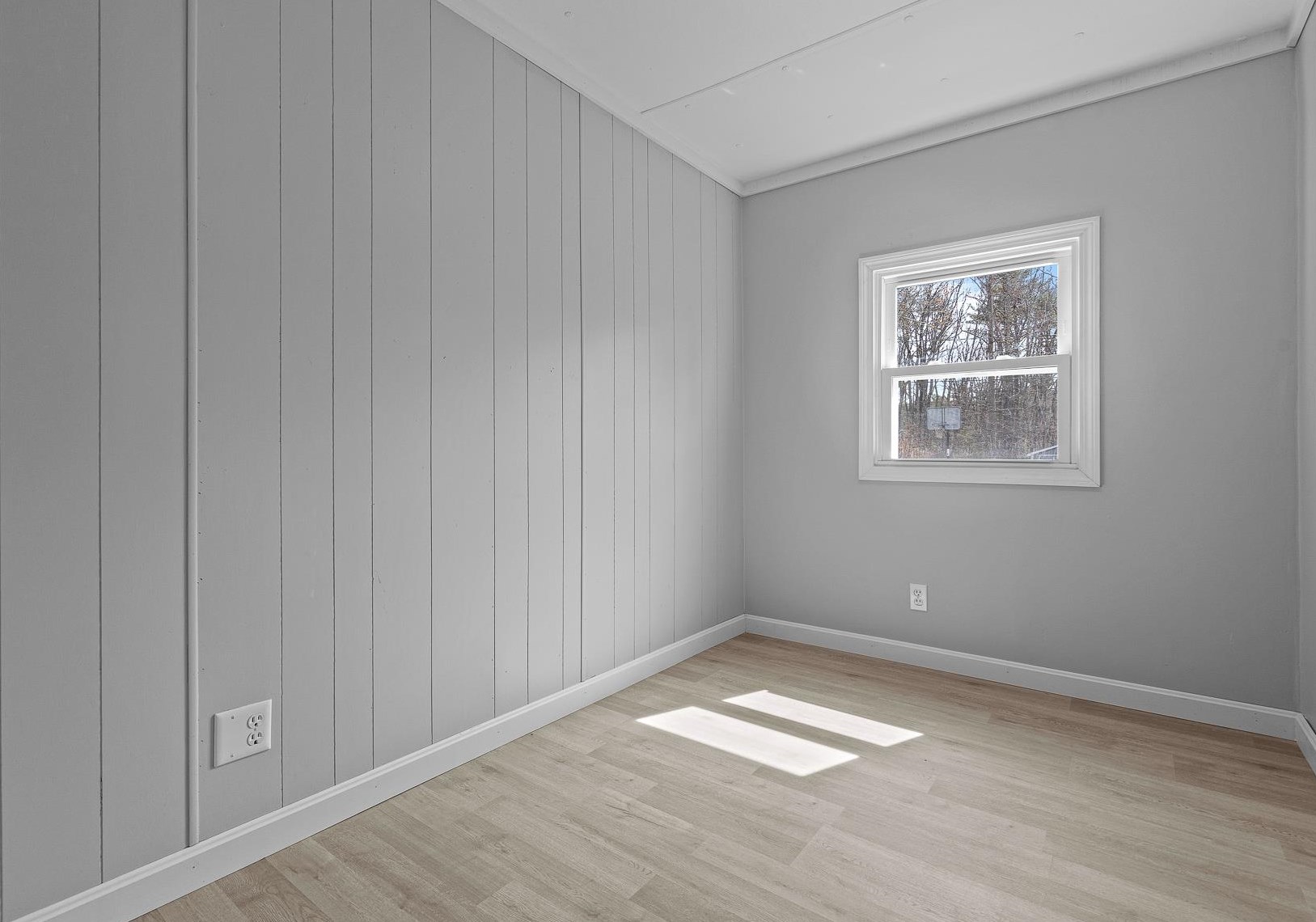 11 Clayton Ave, Rochester NH  03867-4847 exterior