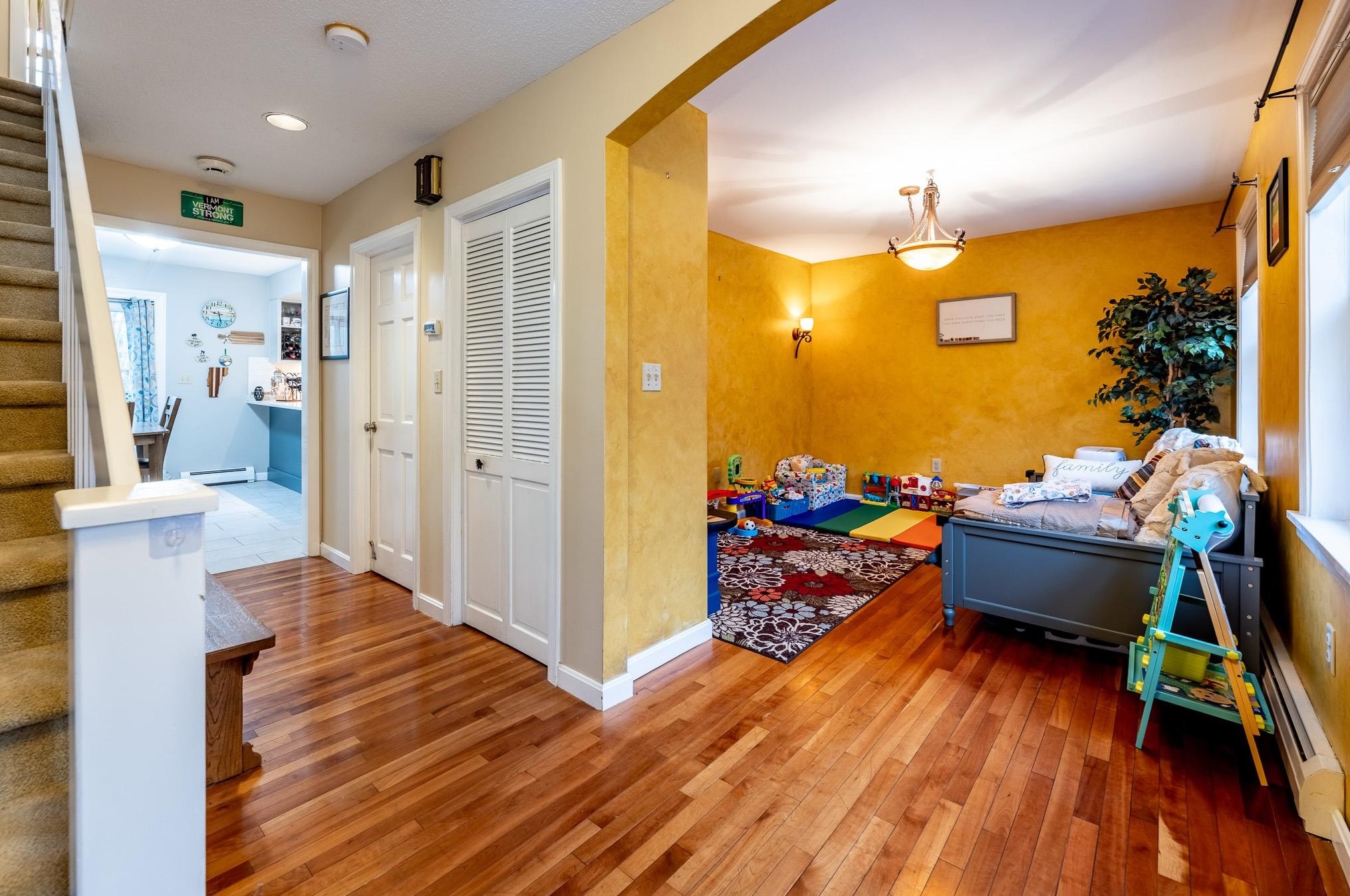 96 Buckingham Pl, Lebanon NH  03766-2609 exterior