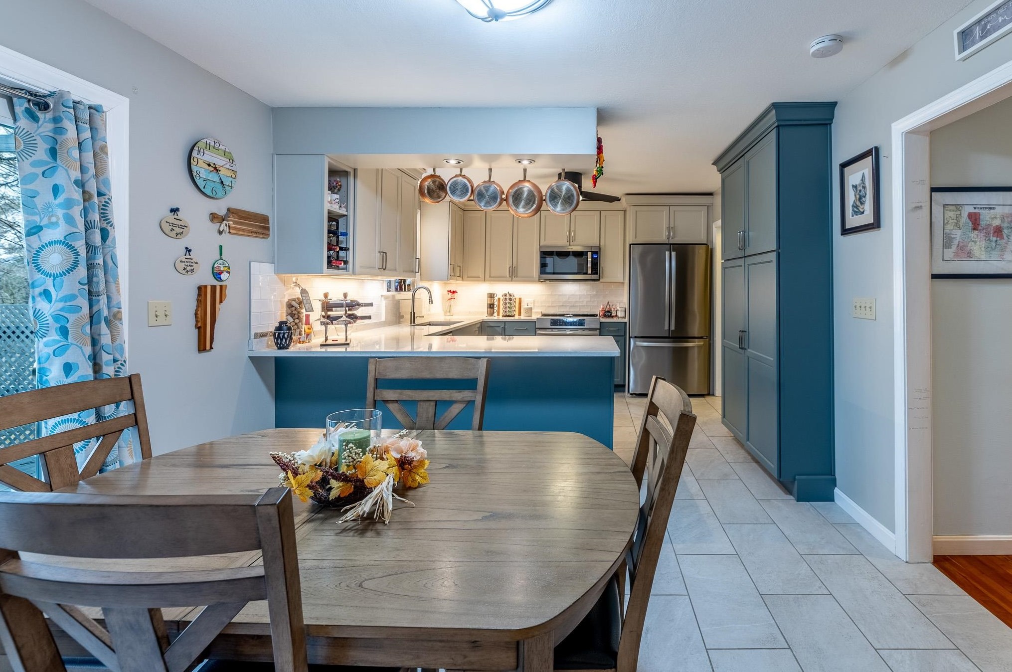 96 Buckingham Pl, Lebanon NH  03766-2609 exterior