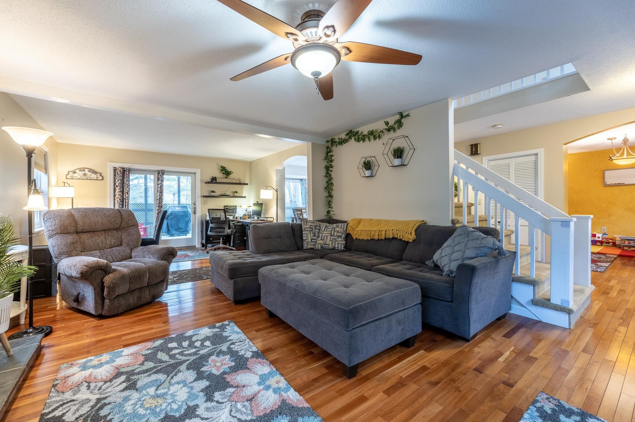 96 Buckingham Pl, Lebanon NH  03766-2609 exterior