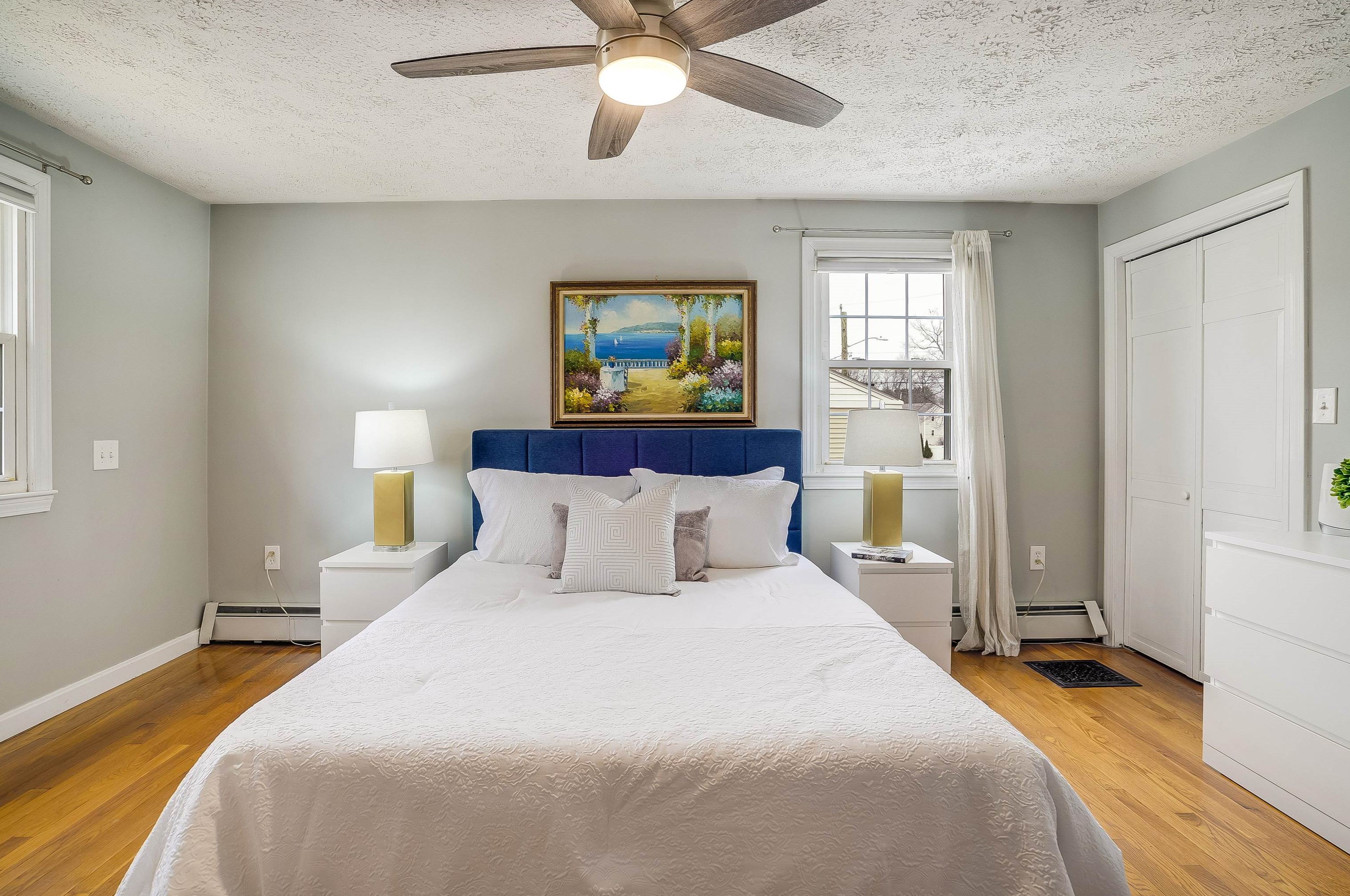 426 Medford St, Manchester NH  03109-4528 exterior