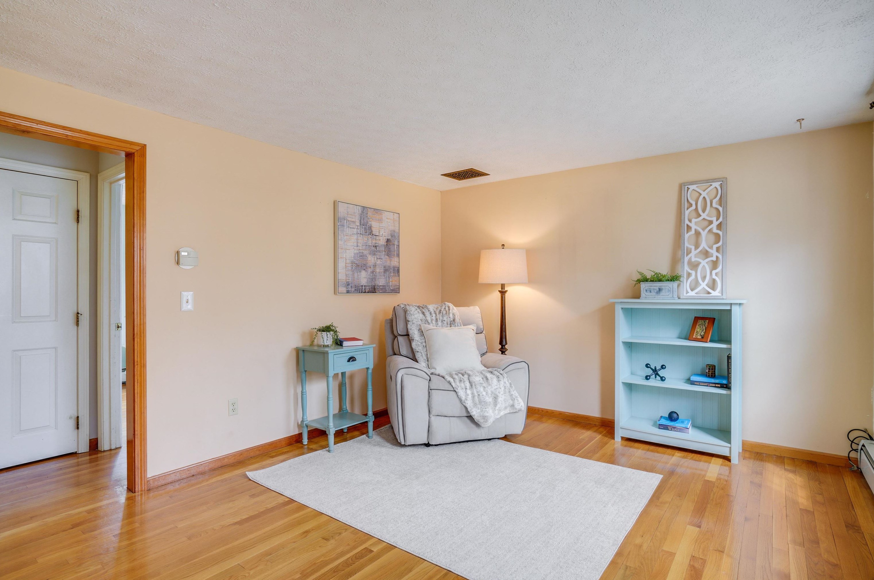 426 Medford St, Manchester NH  03109-4528 exterior