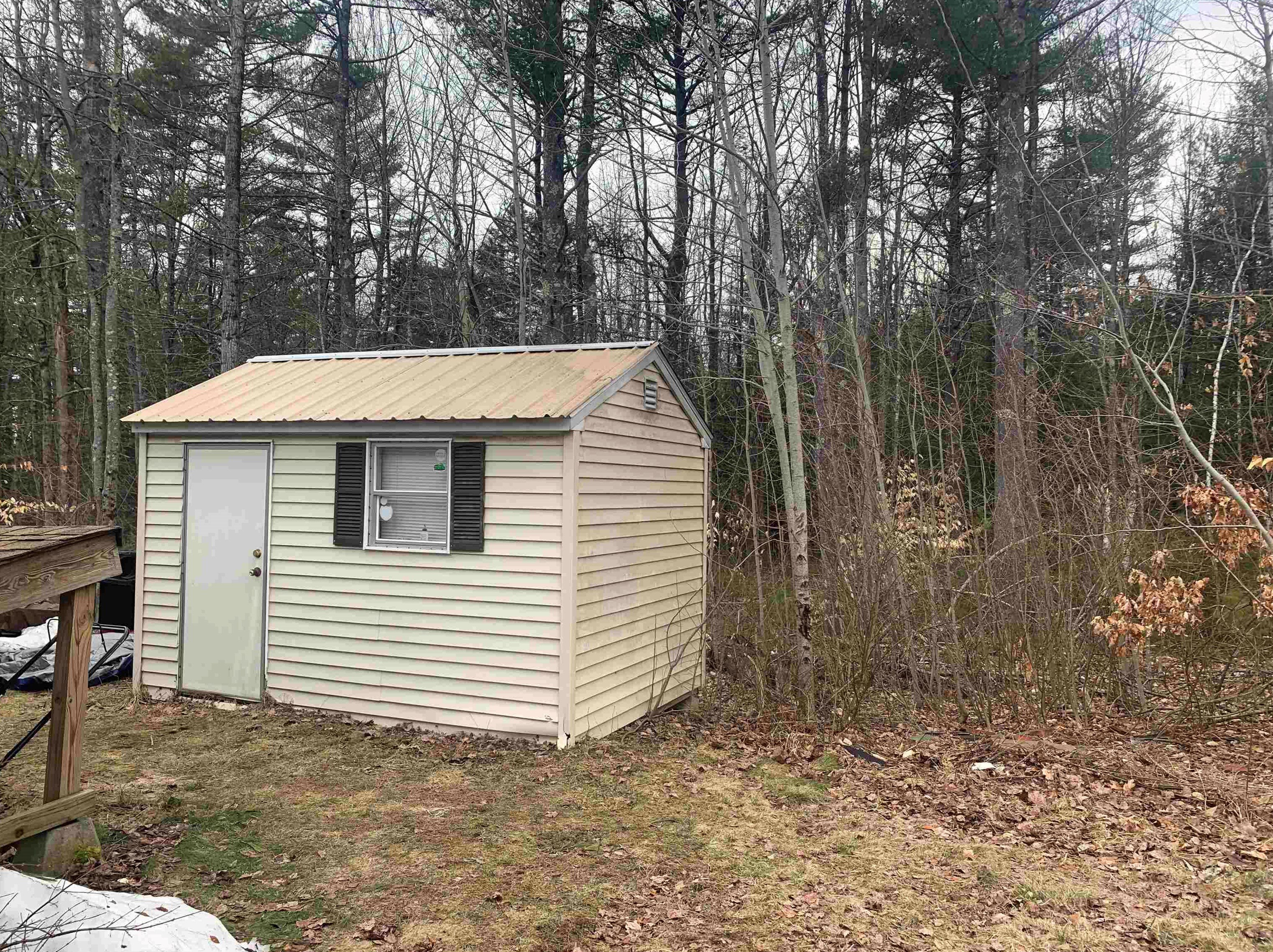 26 Brownstone Ln, Rochester NH  03867-2072 exterior