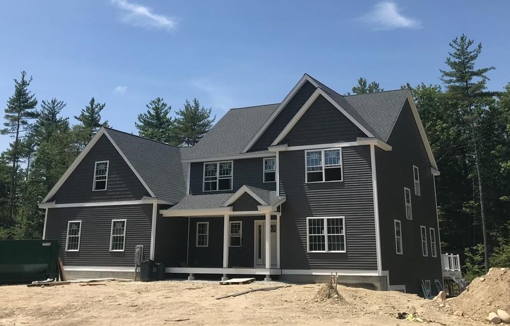 67 Bean Rd, Merrimack, NH 03054-2406