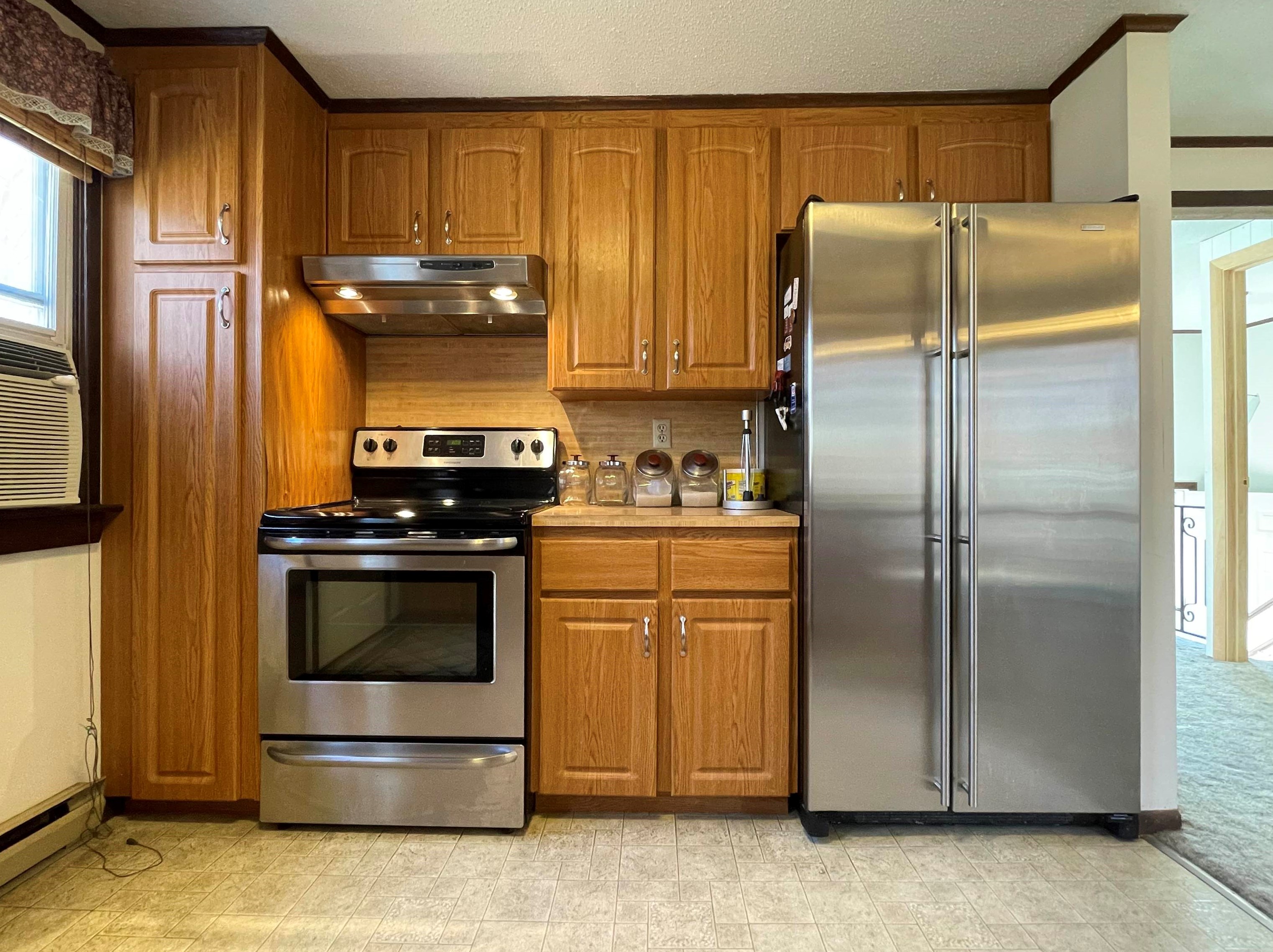4 Newton Junction Rd, Kensington, NH 03833