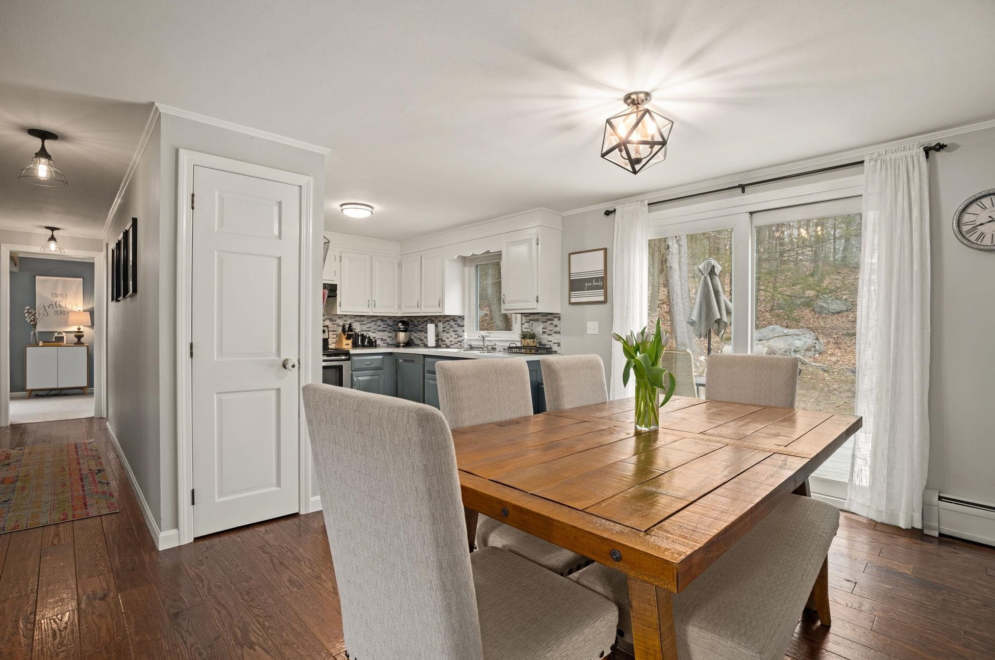 11 Deer Run Cir, Kingston, NH 03848