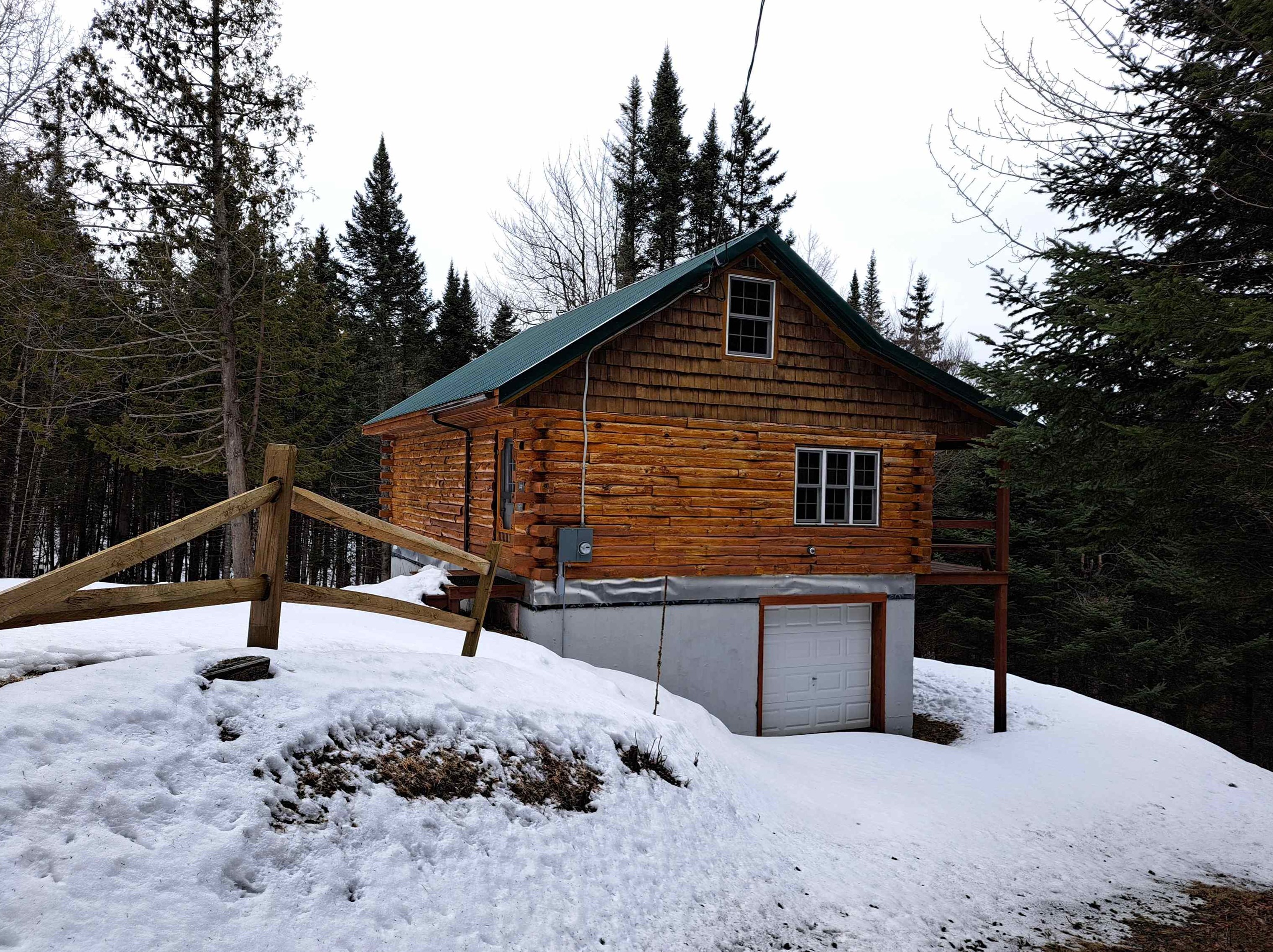 109 Cedar Ln, Columbia, NH 03576