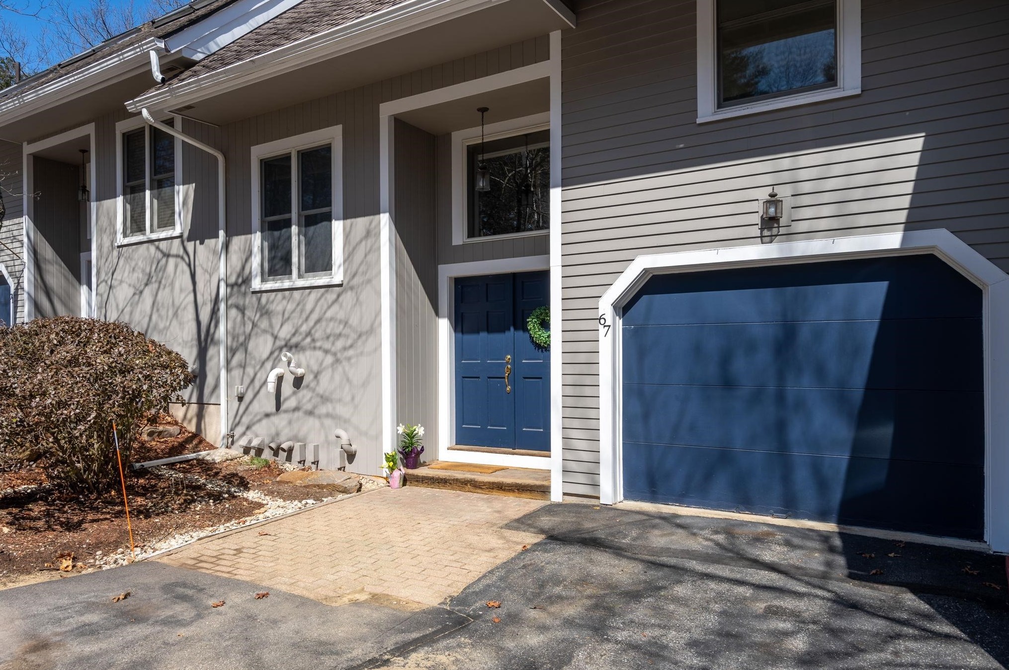 67 Cherry Hollow Rd, Nashua, NH 03062