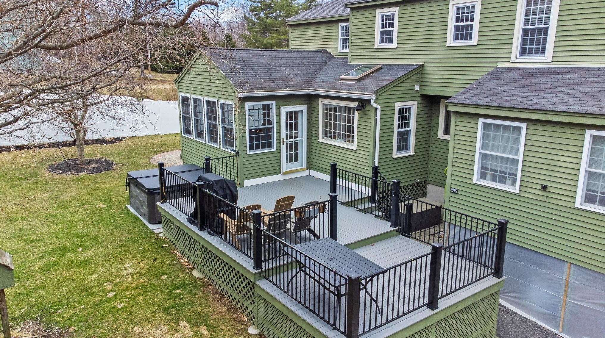 7 Laurel Hill Rd, Chester, NH 03036