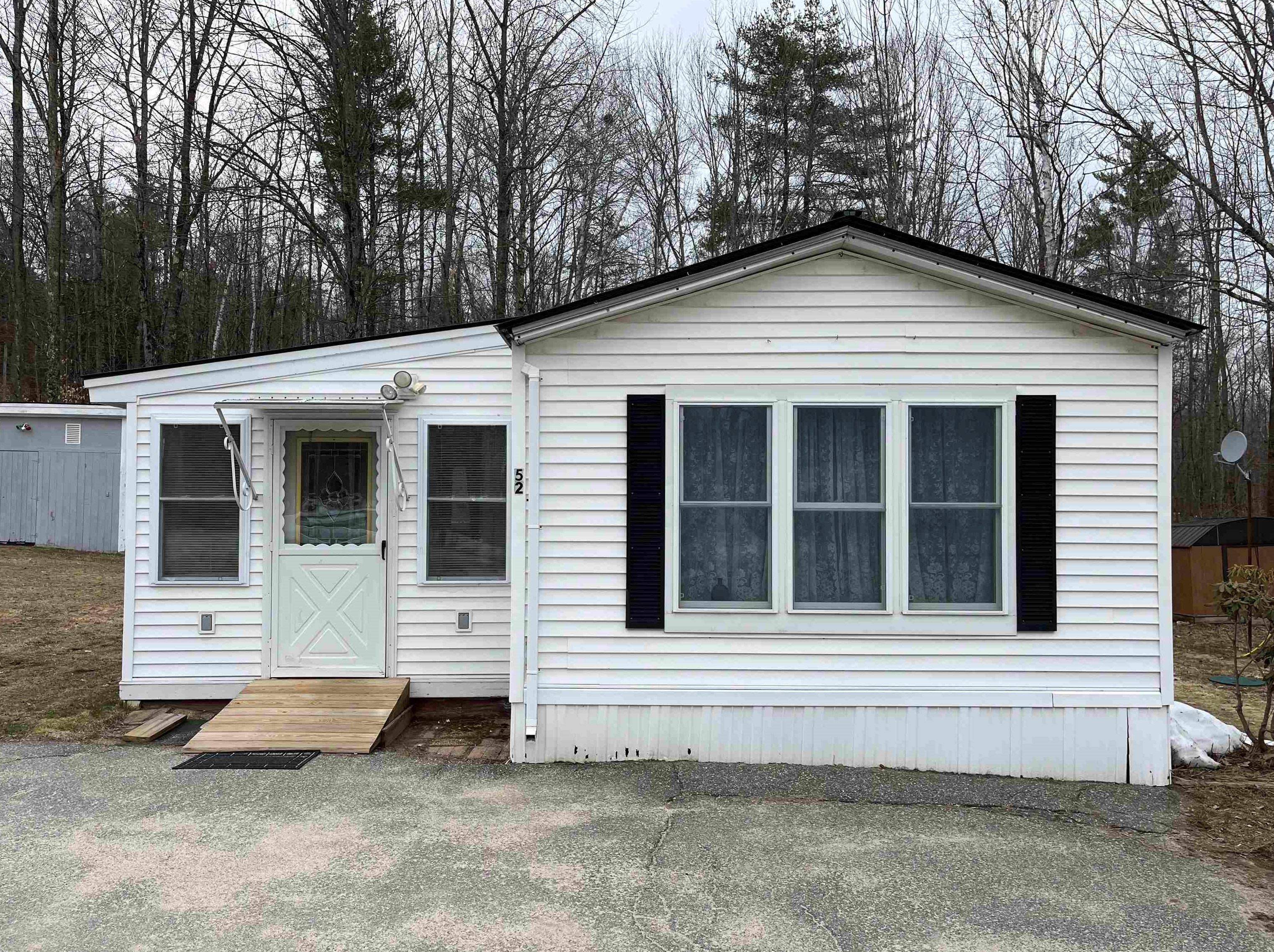 52 Cogswell Way, Enfield, NH 03748