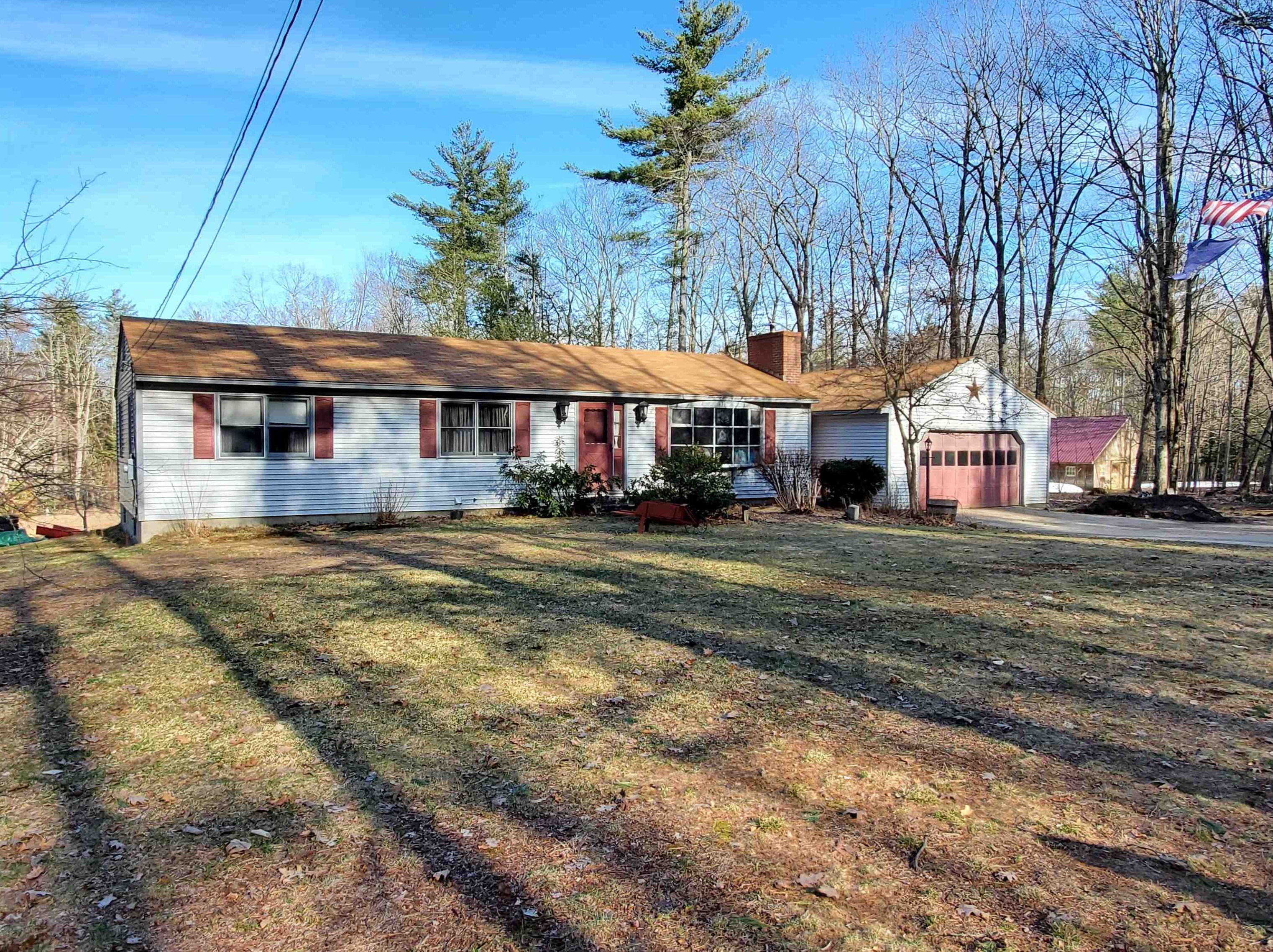 71 Fox Garrison Rd, Lee, NH 03861