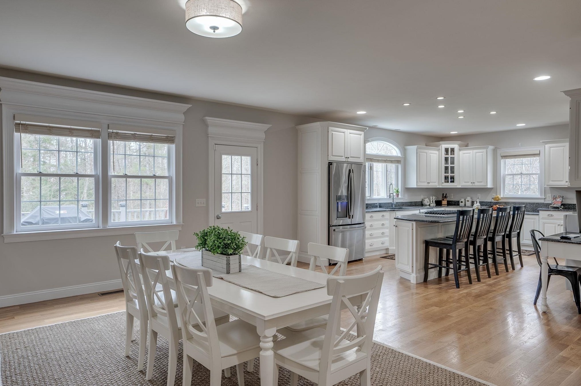 78 Rolling Woods Dr, Manchester NH  03110-4540 exterior
