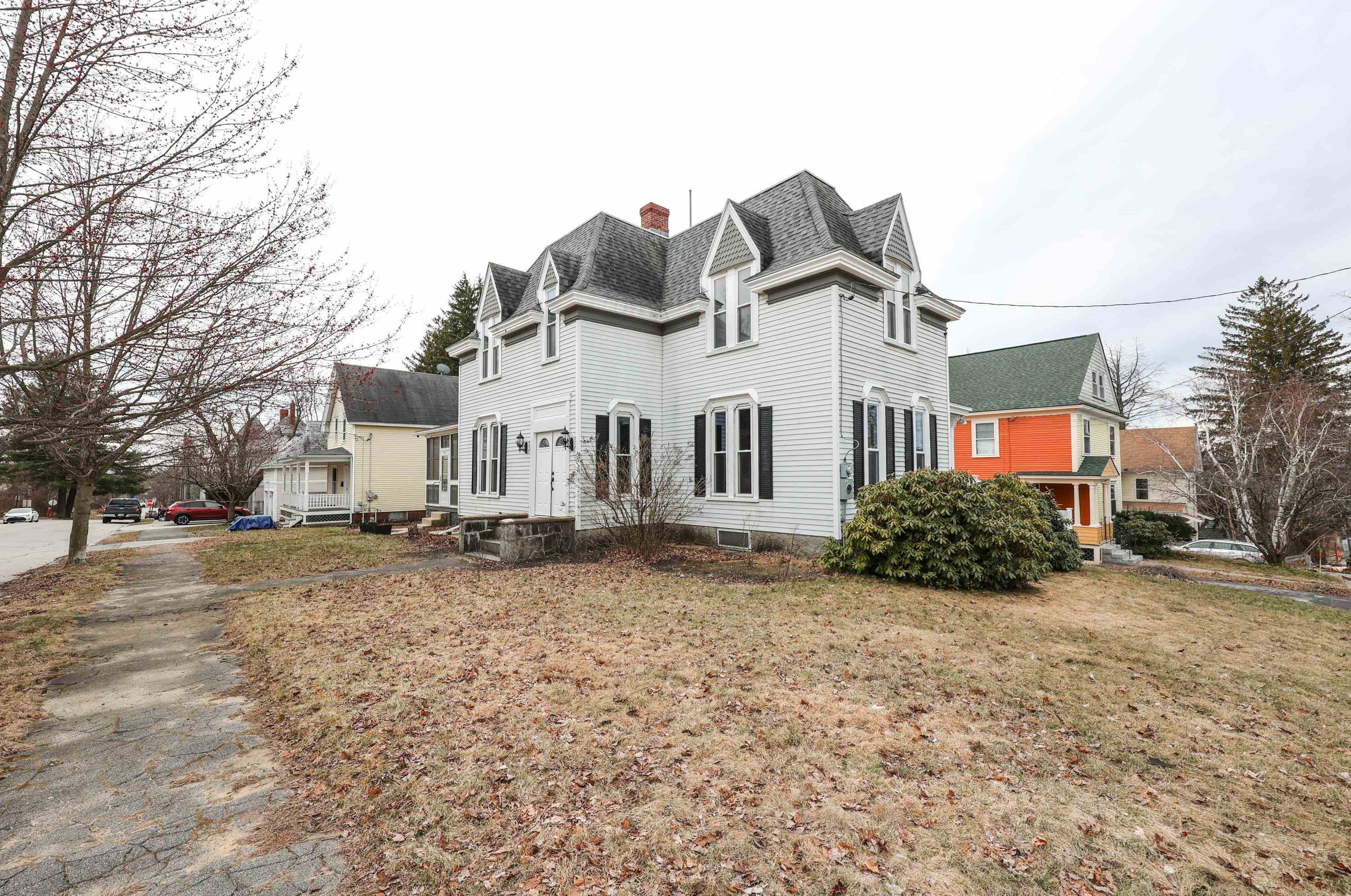 564 Belmont St, Manchester, NH 03104