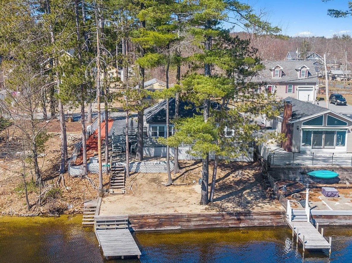 51 Shore Dr, Salem, NH 03079