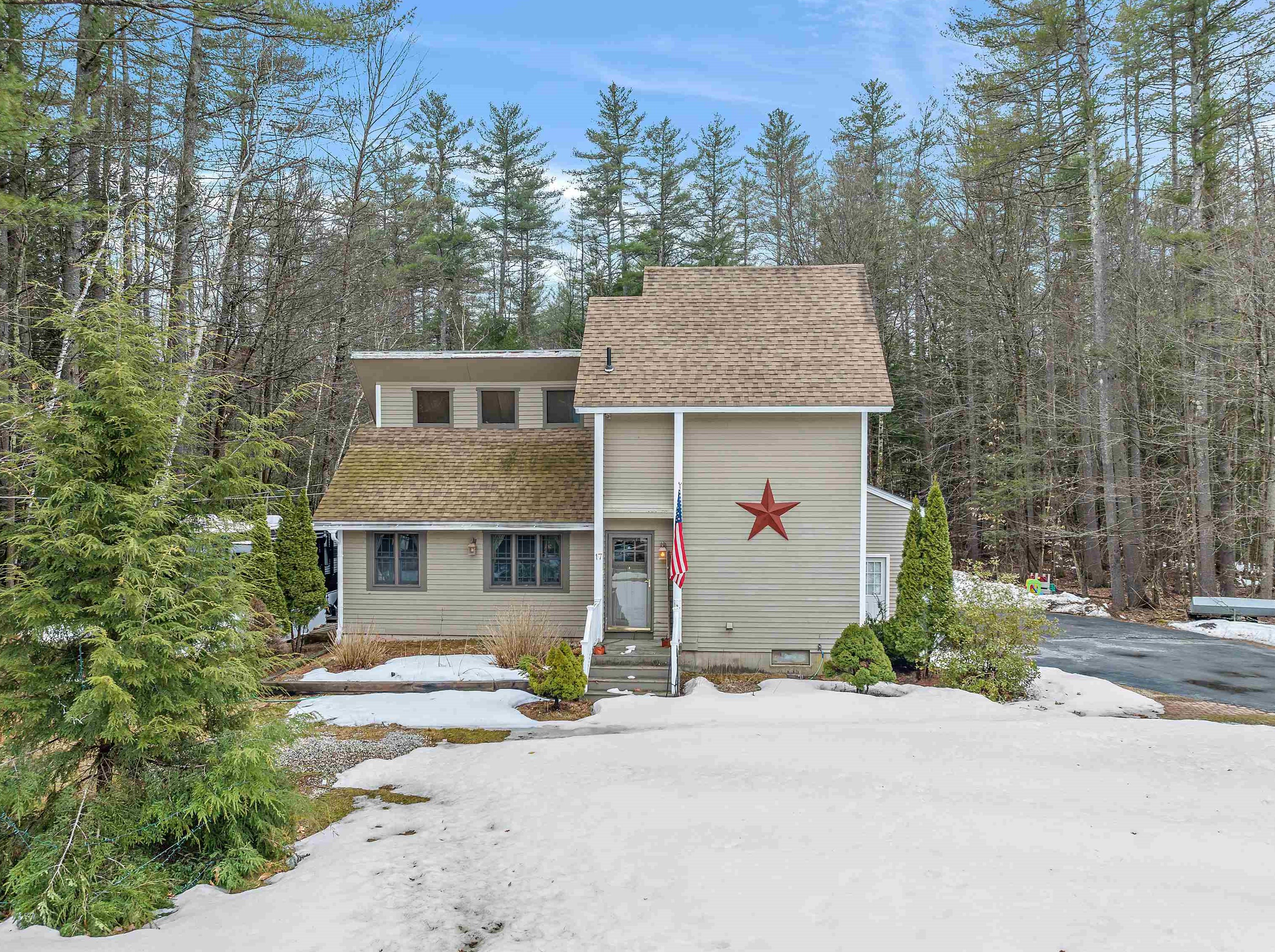 17 Hooksett Turnpike, Concord, NH 03304