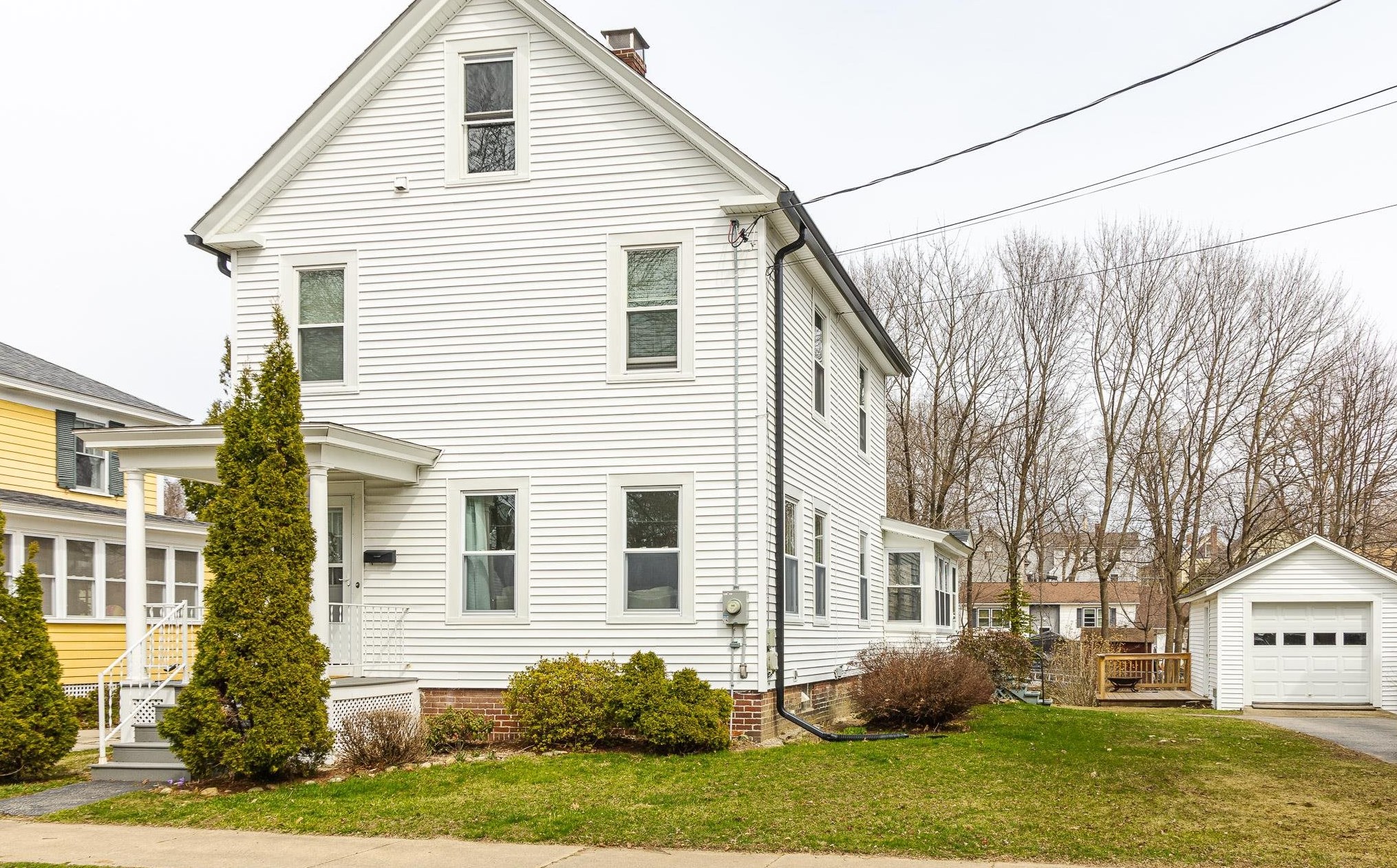27 Barker St, Keene, NH 03431