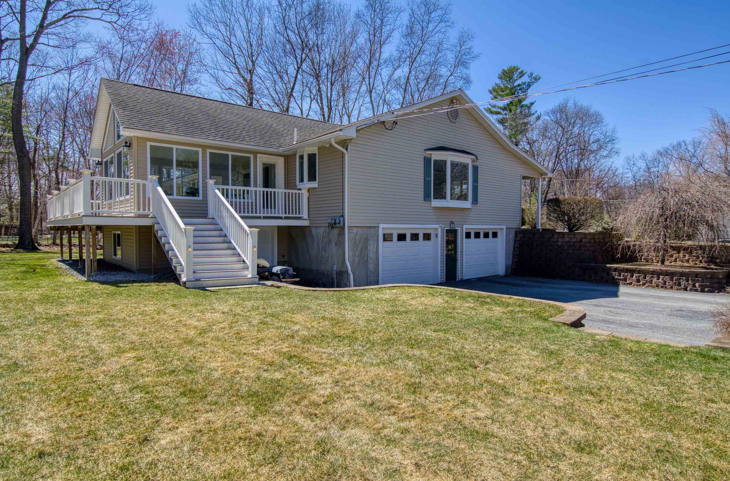 4 Ponderosa Dr, Pelham, NH 03076