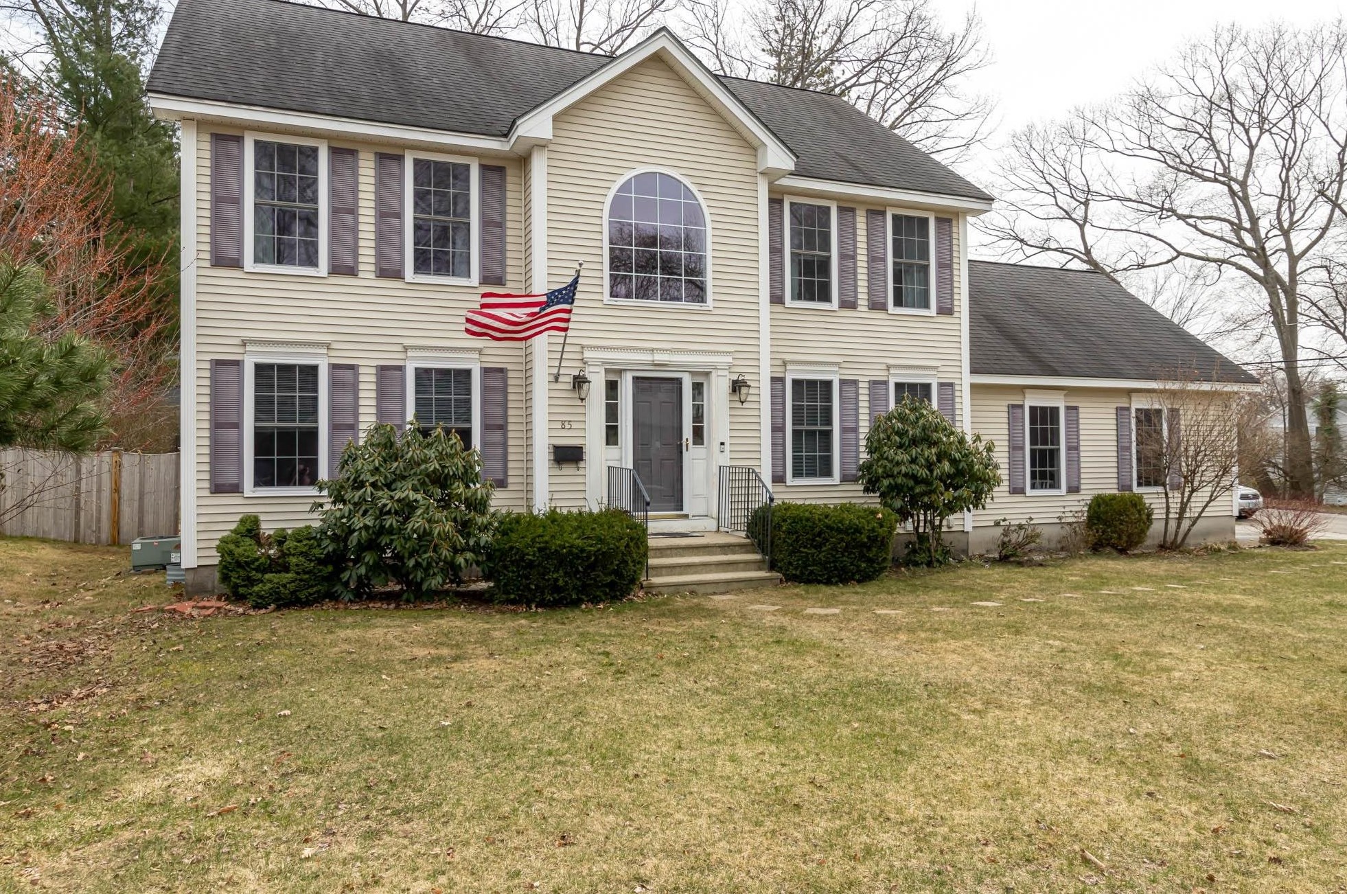 85 Carnegie St, Manchester, NH 03104