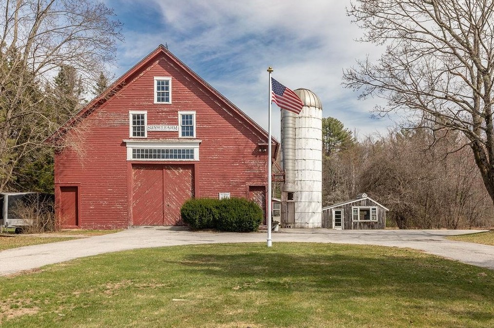 575 Maple St, Hopkinton, NH 03229