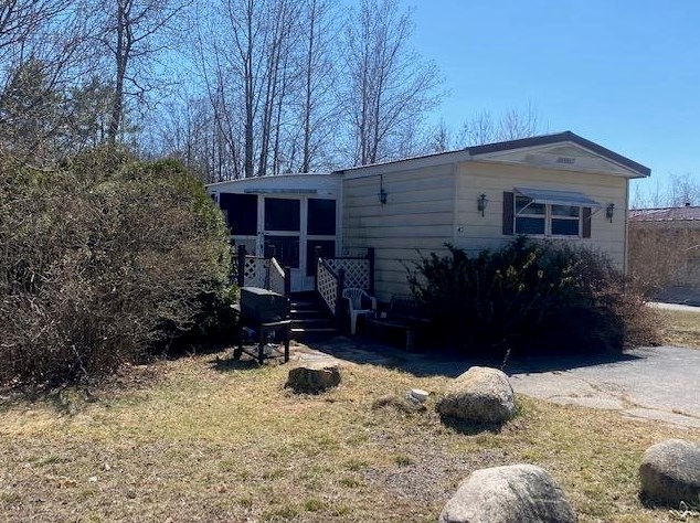 43 Cross Wind Ln, Rochester, NH 03867-5168