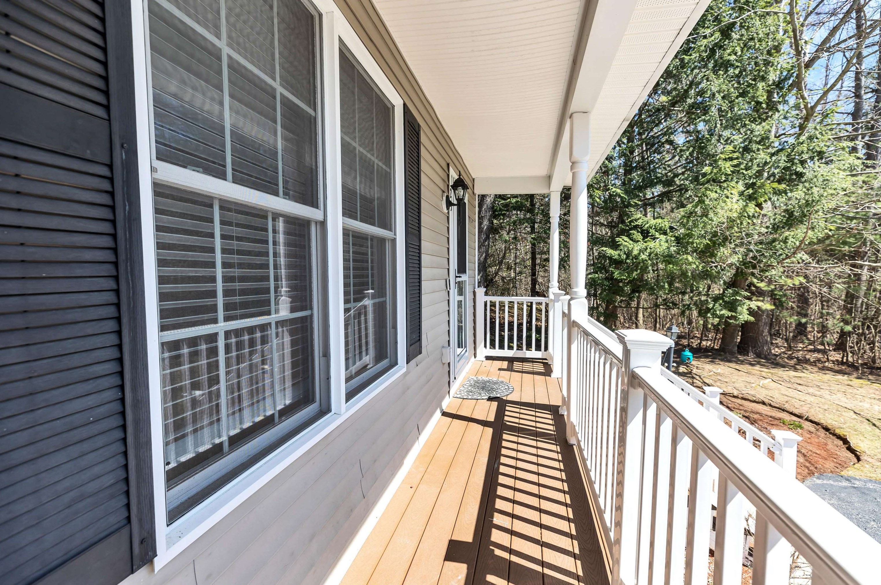 23 Belleview Dr, Amherst, NH 03031