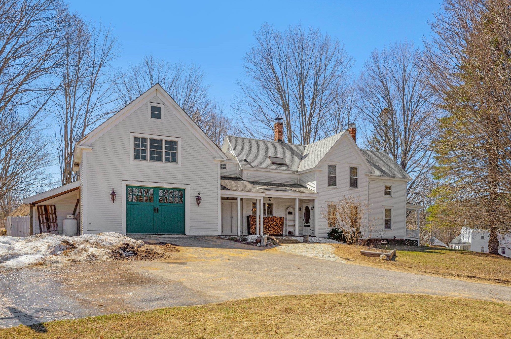 7 Potter Hill Rd, Laconia, NH 03249