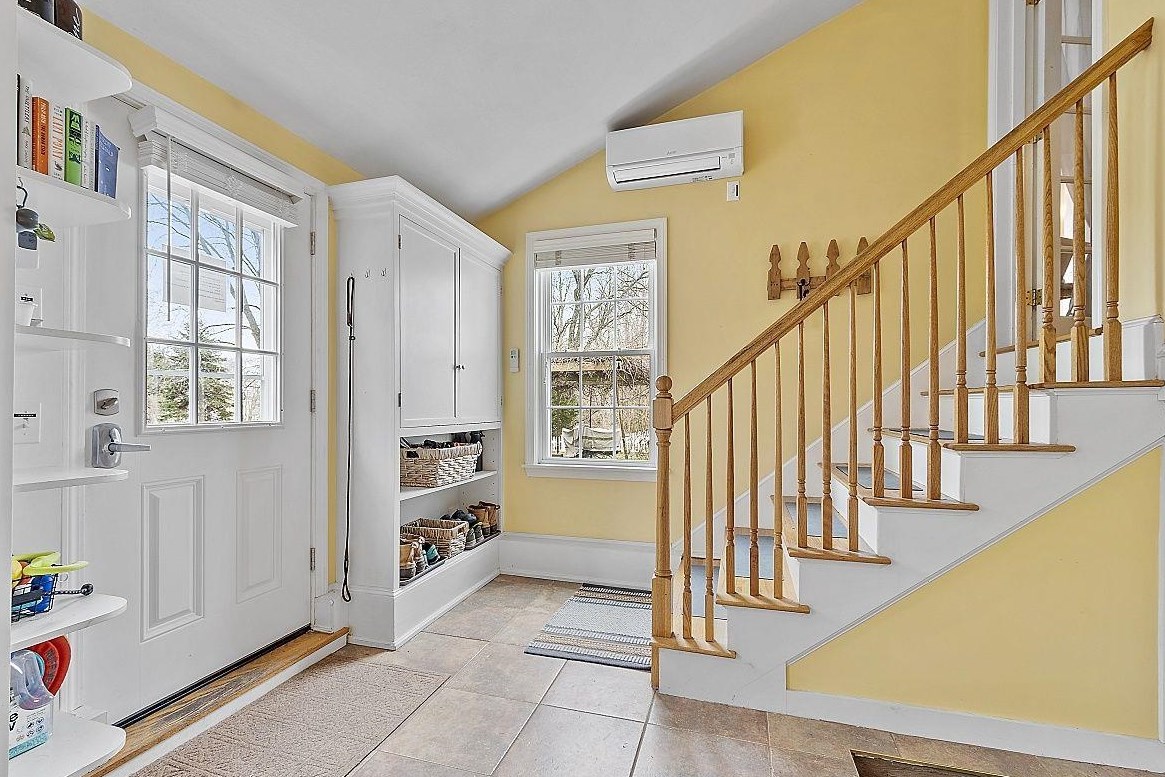 159 Woodbury Ave #unit 2, Portsmouth, NH 03801