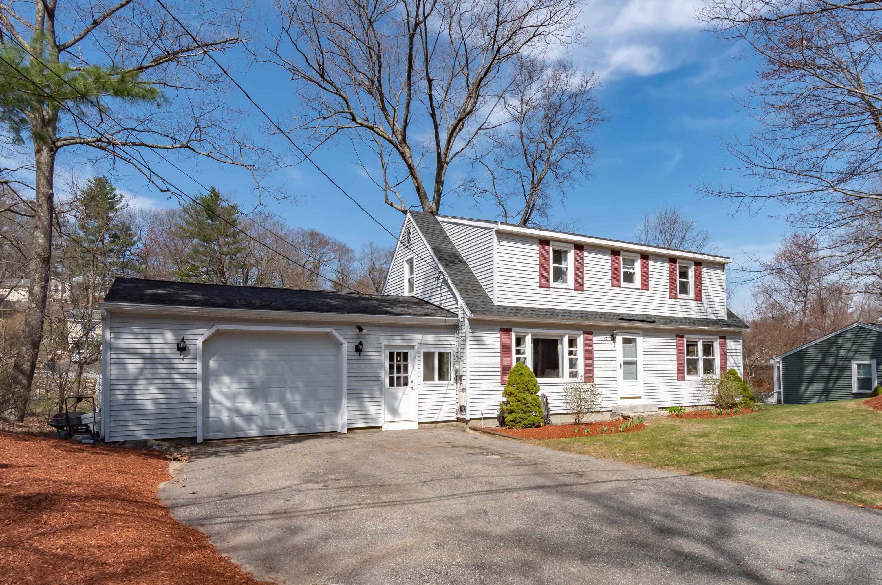 40 Wethersfield Rd, Nashua, NH 03062